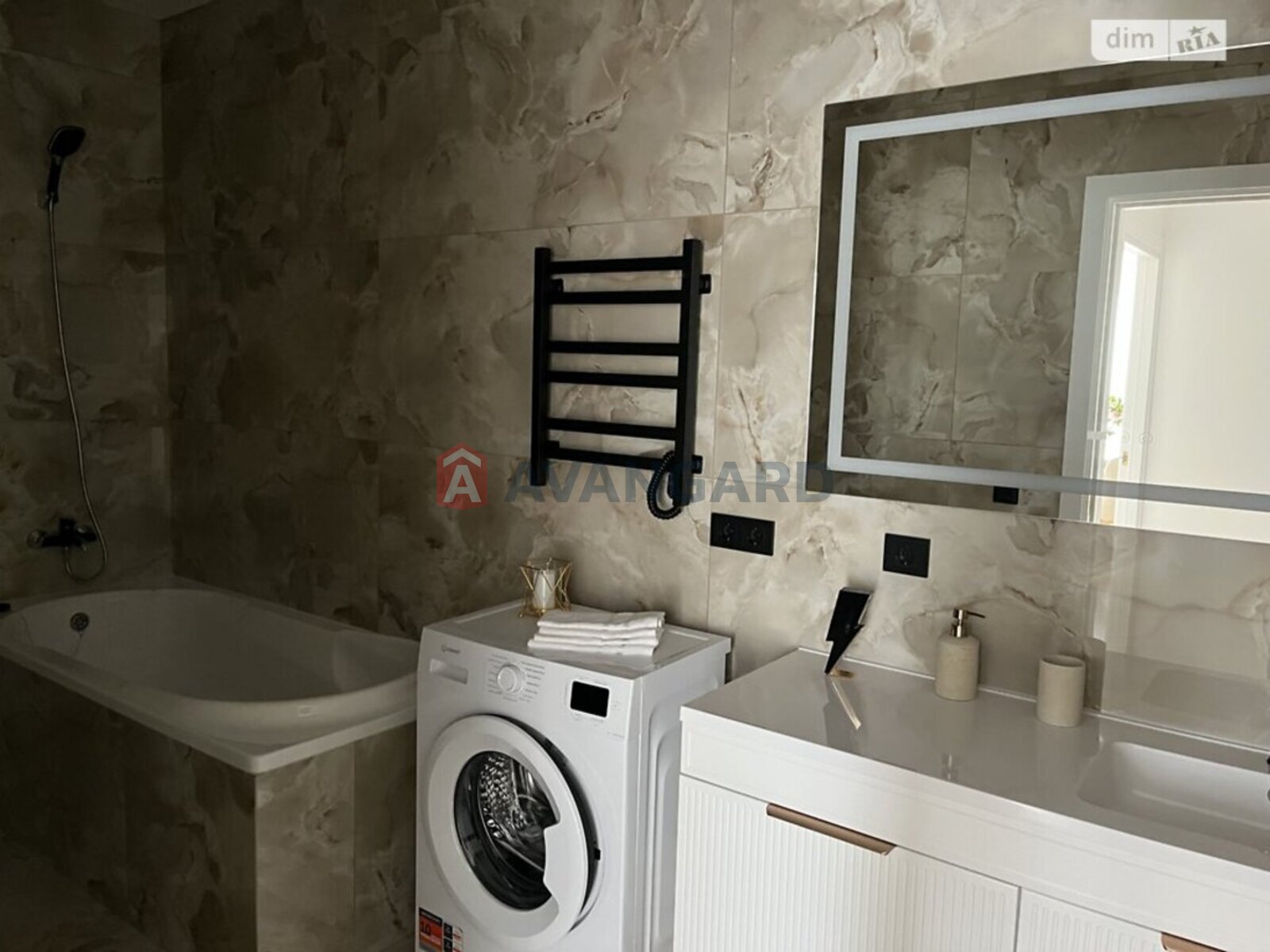 2 ��. ��������, 65,5/32/16,5 ��. �., 8/10 ������ ���� 22