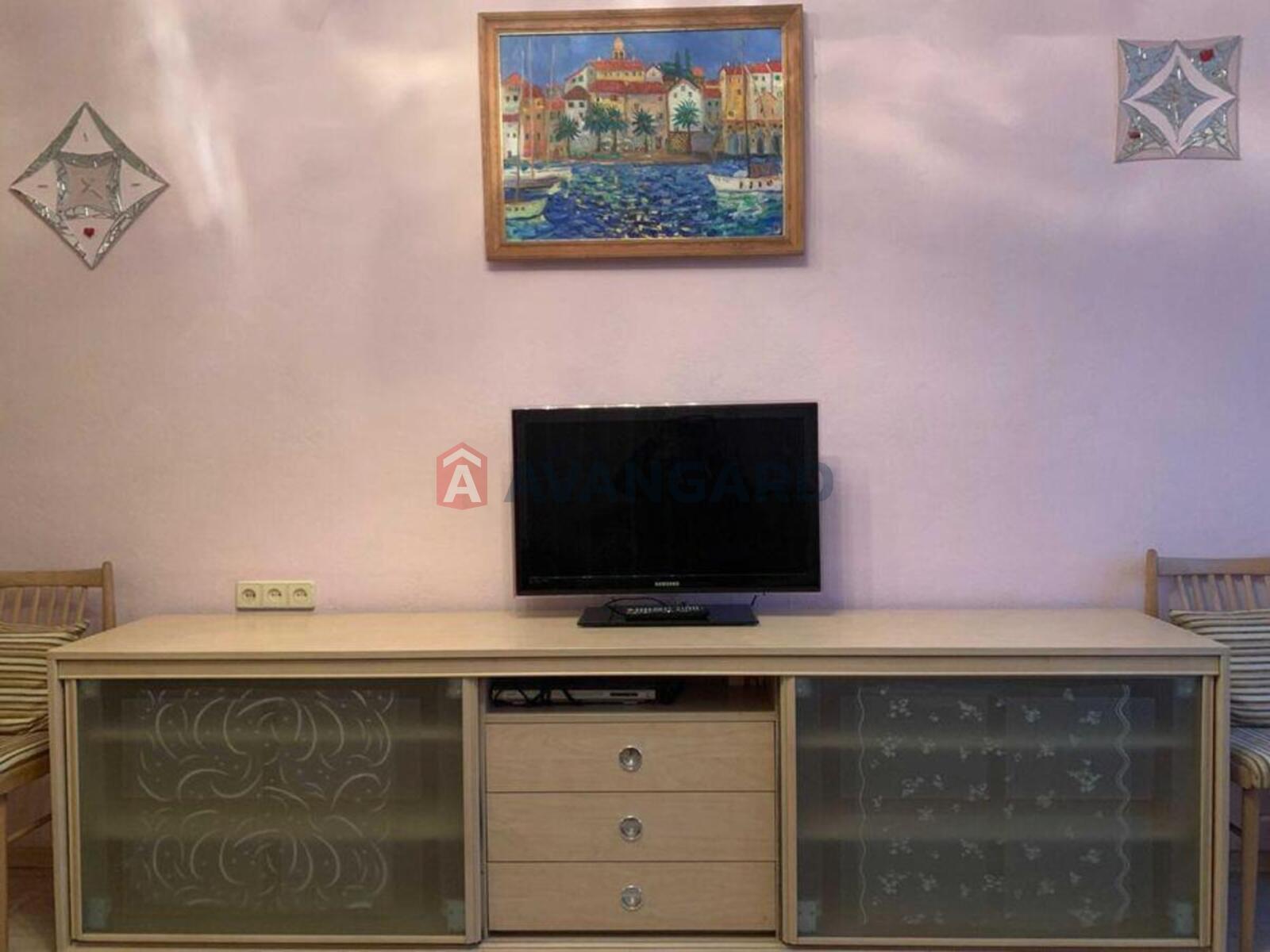 1 ��. ��������, 30/-/6 ��. �., 4/5 ������ ���� 5