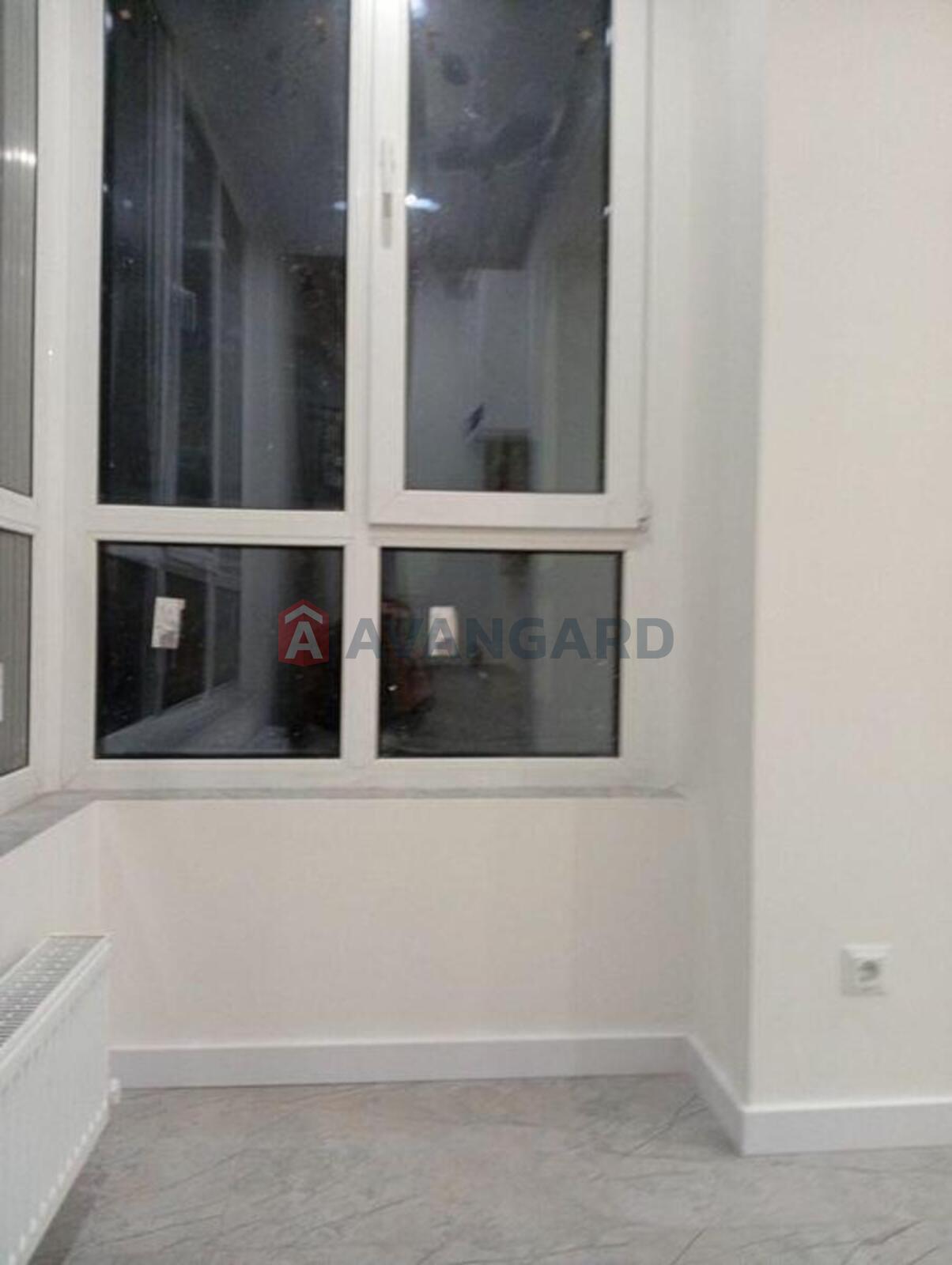 1 ��. ��������, 38/-/10 ��. �., 7/10 ������ ���� 16