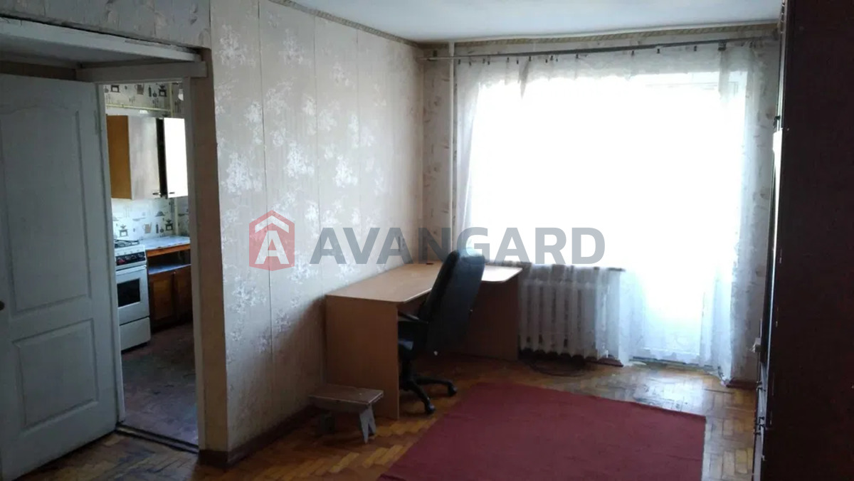 1 ��. ��������, 32/-/6 ��. �., 4/5 ������ ���� 2