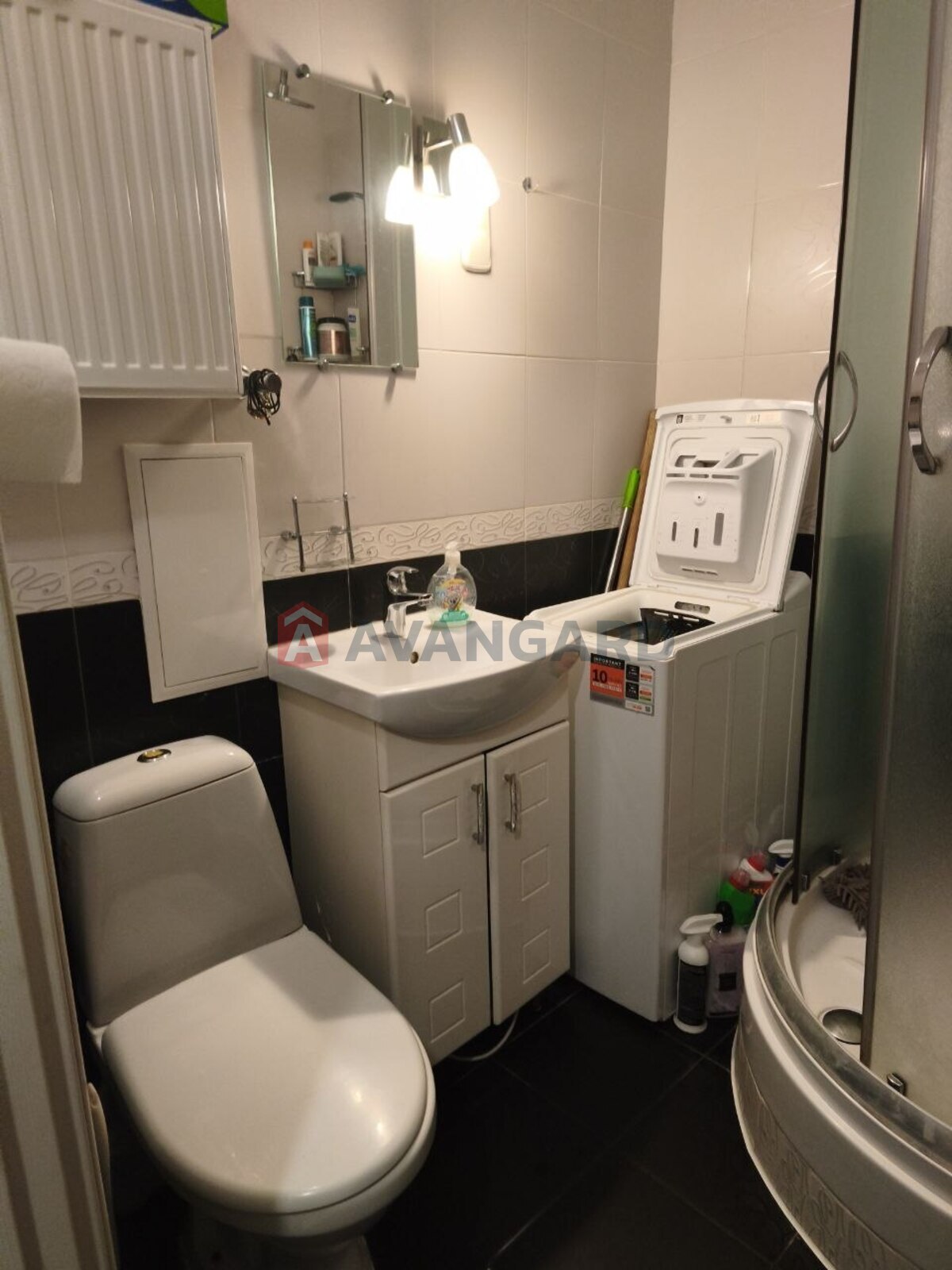 3 ��. ��������, 55/-/8 ��. �., 2/3 ������ ���� 4