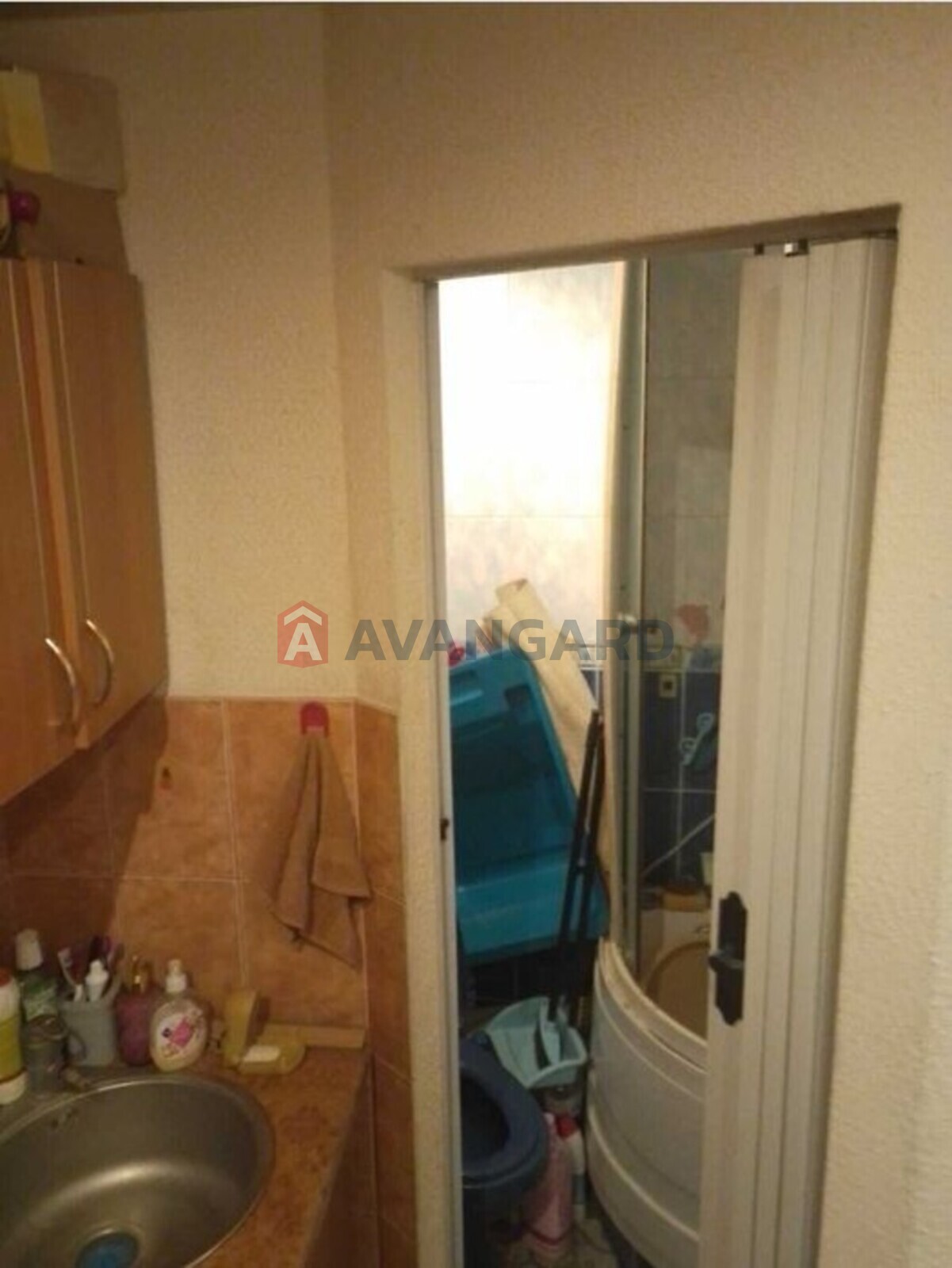 1 ����. ��������, 15/-/3 ��. �., 2/5 ���� ���� 3