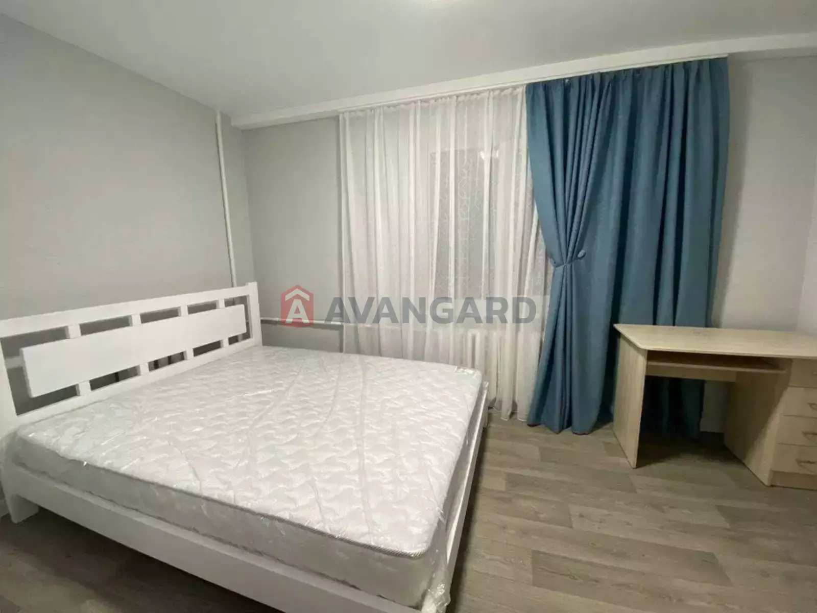 2 ��. ��������, 45/28/7 ��. �., 4/5 ������ ���� 7