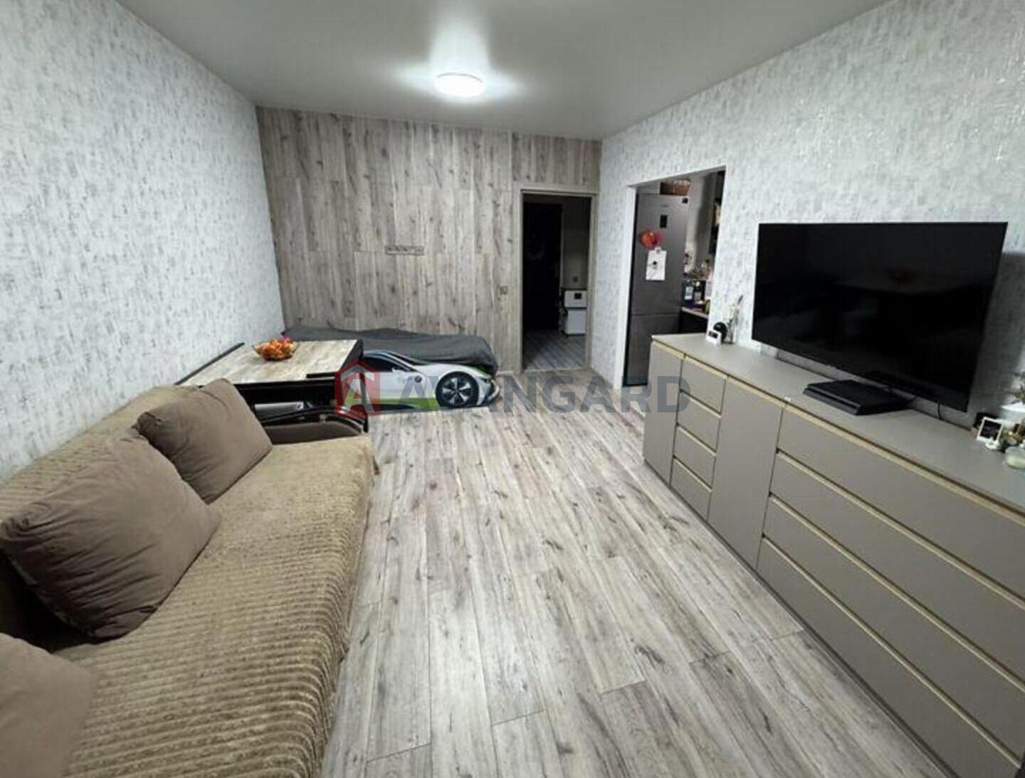 1 ����. ��������, 40/16/13 ��. �., 6/10 ���� ���� 3