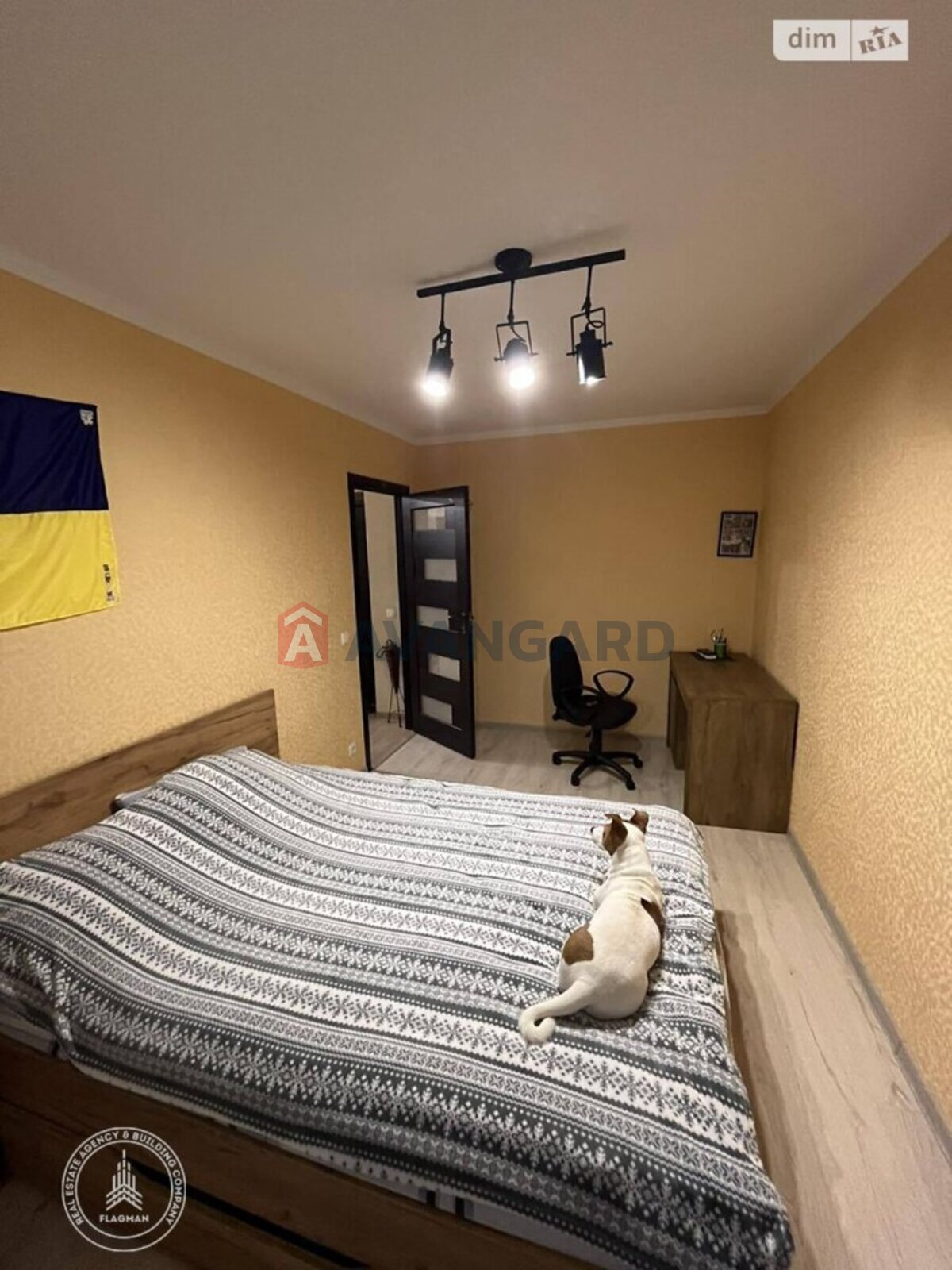 2 ��. ��������, 59/34/9 ��. �., 6/11 ������ ���� 6