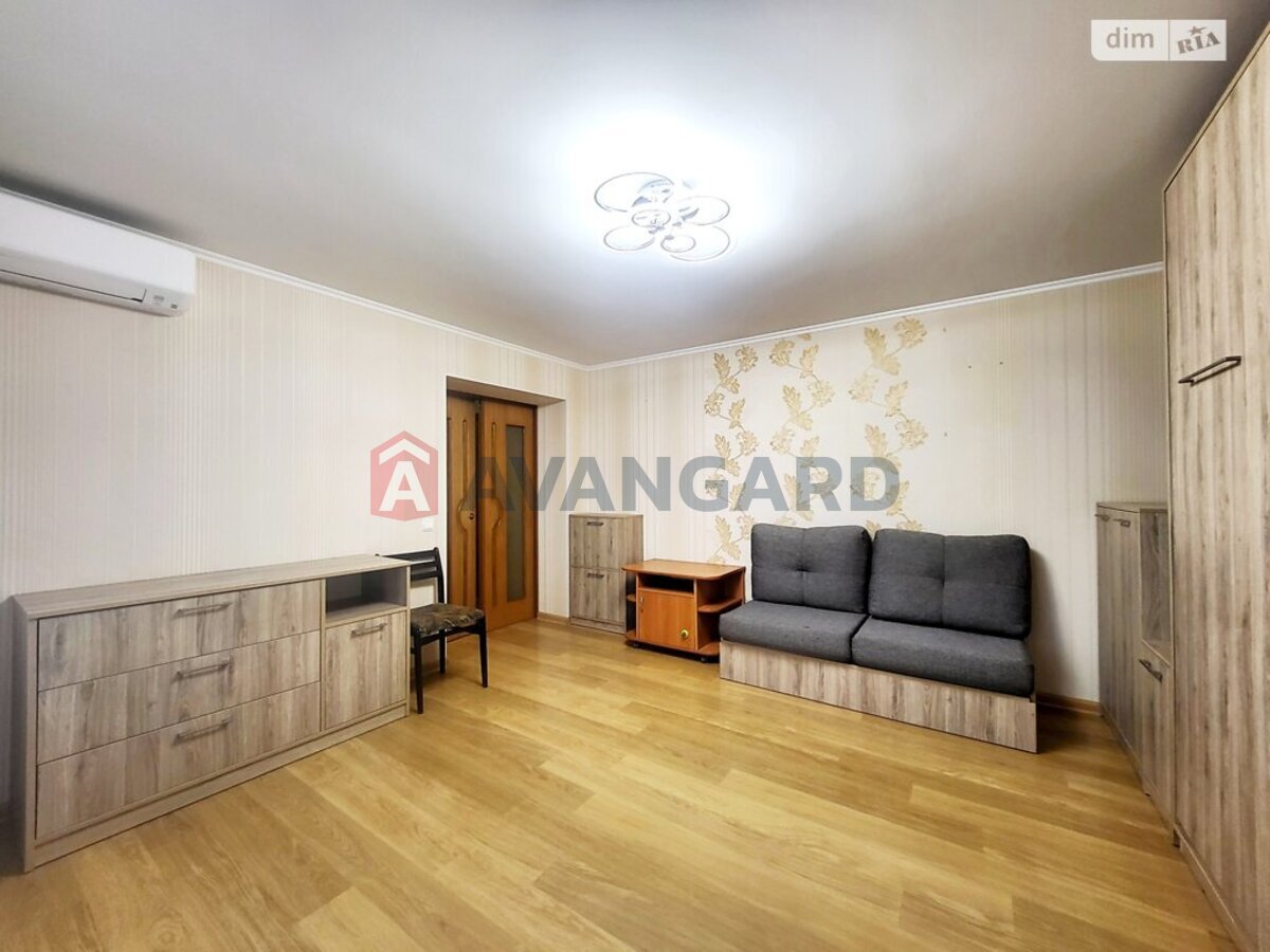 2 ��. ��������, 59/27/9 ��. �., 11/14 ������ ���� 7