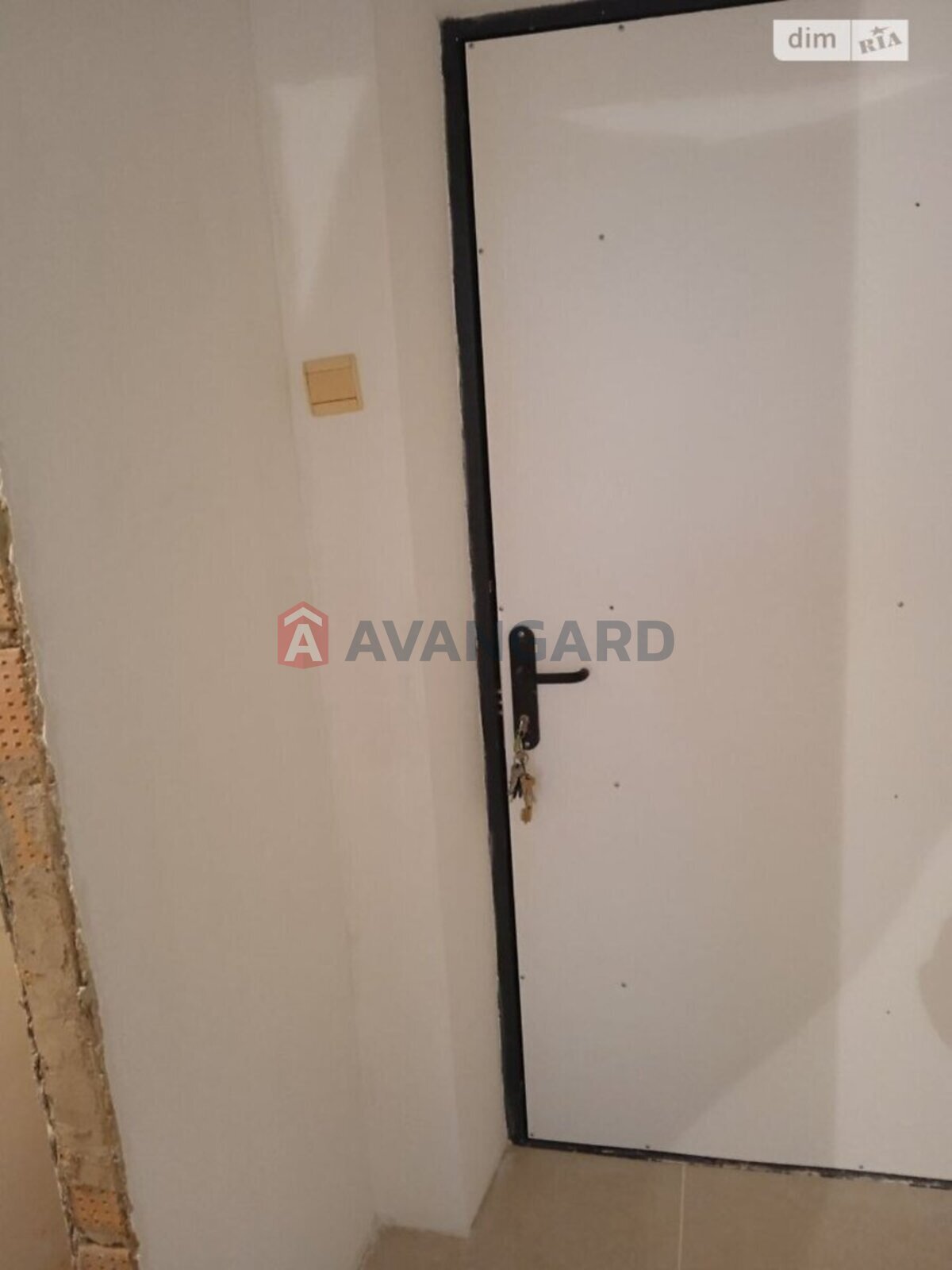 1 ��. ��������, 40/19/12 ��. �., 10/11 ������ ���� 8