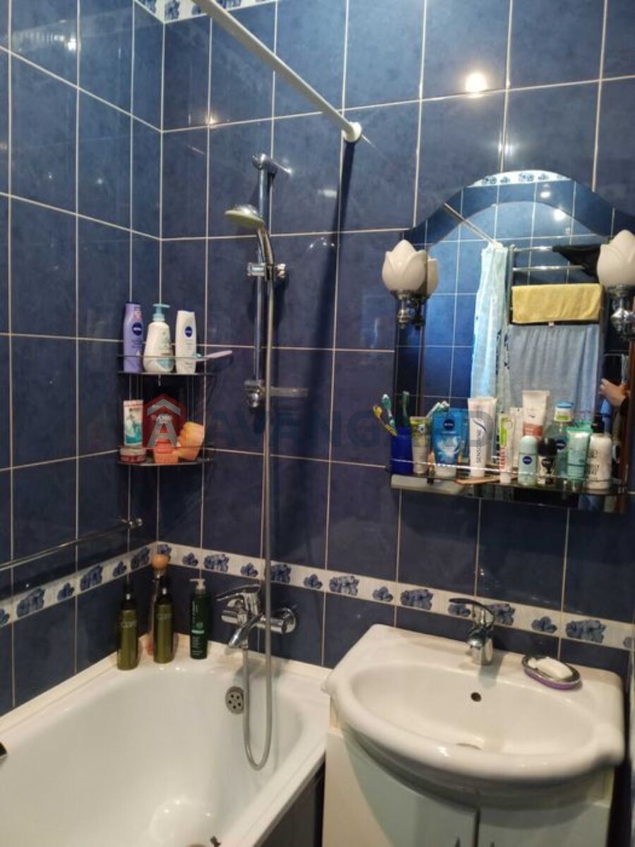 2 ��. ��������, 60/-/8 ��. �., 3/3 ������ ���� 14