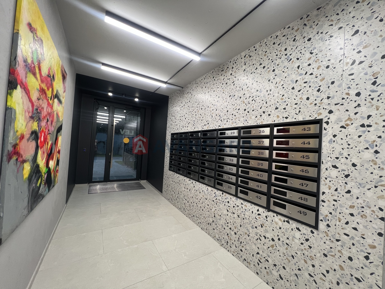 2 ����. ��������, 64.7/33/23 ��. �., 7/8 ���� ���� 7