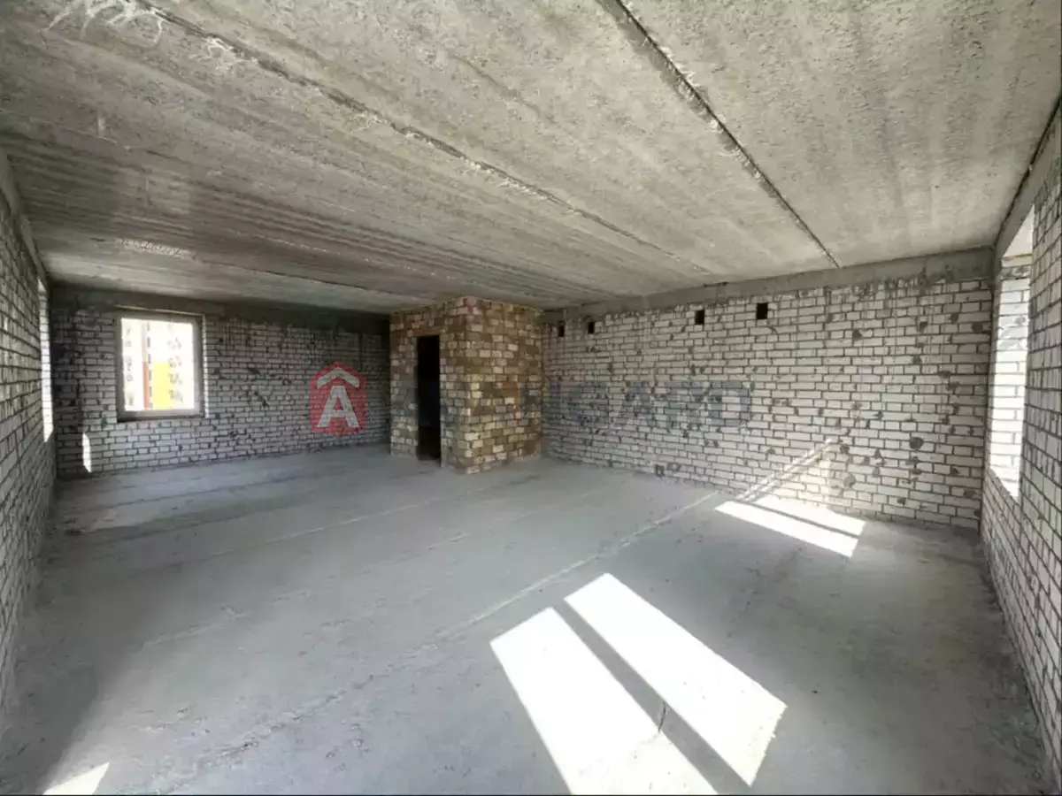 3 ��. ��������, 65/58/12 ��. �., 6/9 ������ ���� 3