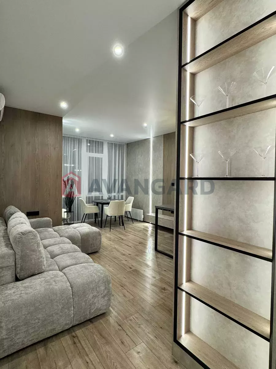 2 ��. ��������, 50/-/24 ��. �., 9/16 ������ ���� 2