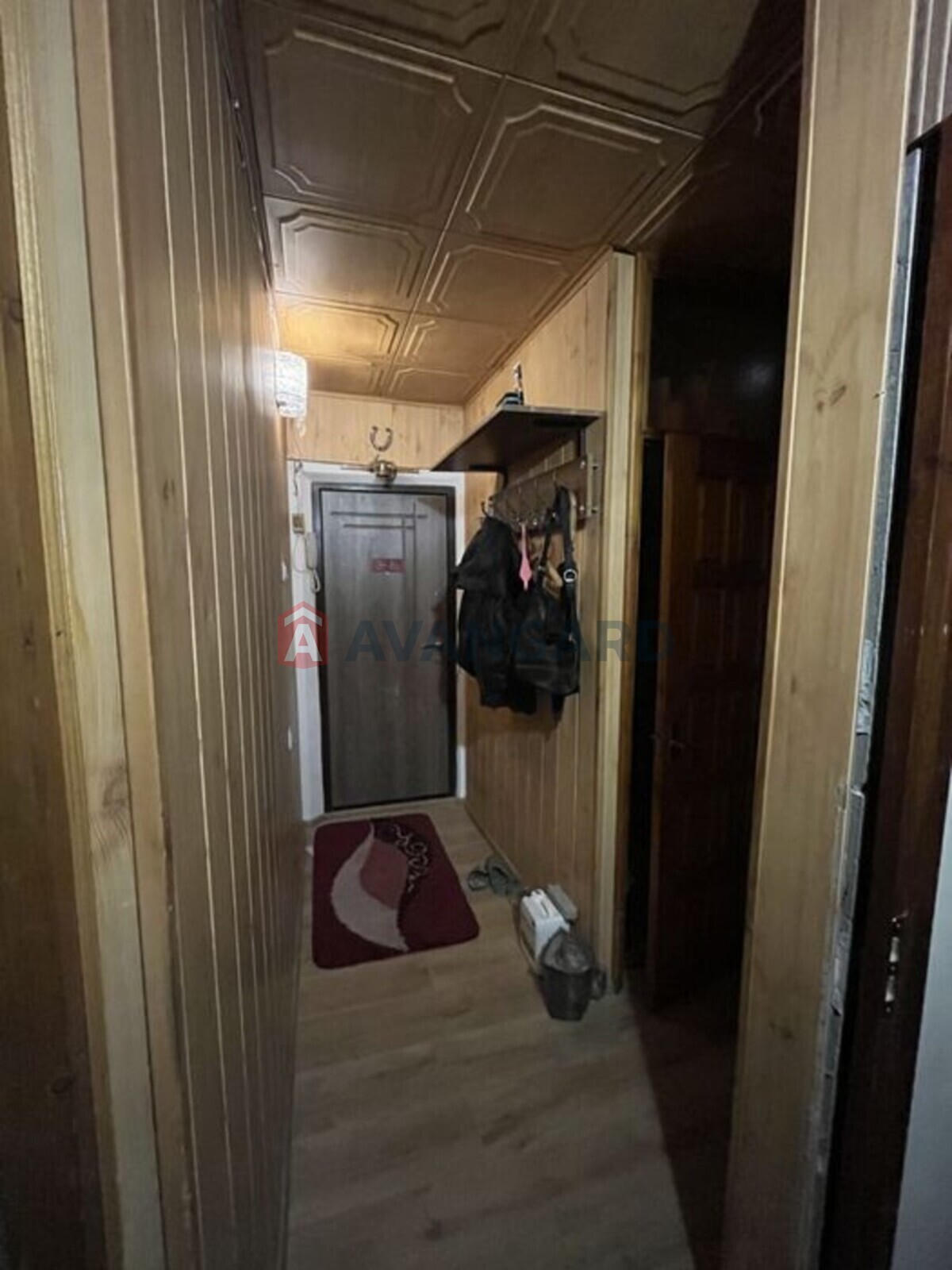 2 ����. ��������, 48/-/5 ��. �., 5/5 ���� ���� 7