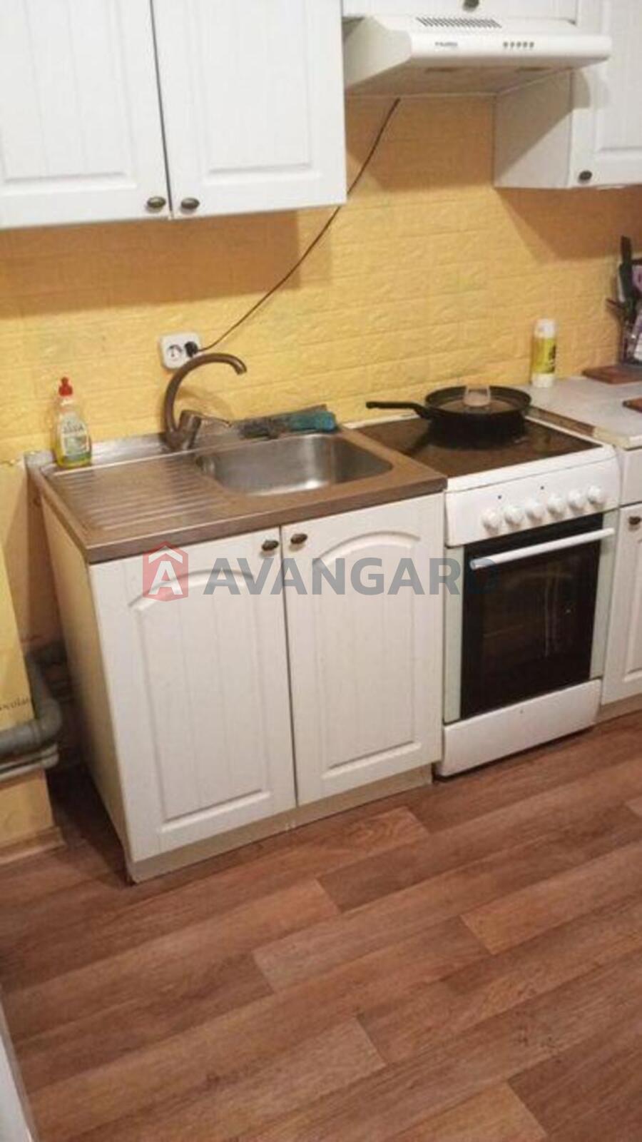 1 ��. ��������, 43/-/10 ��. �., 4/20 ������ ���� 3