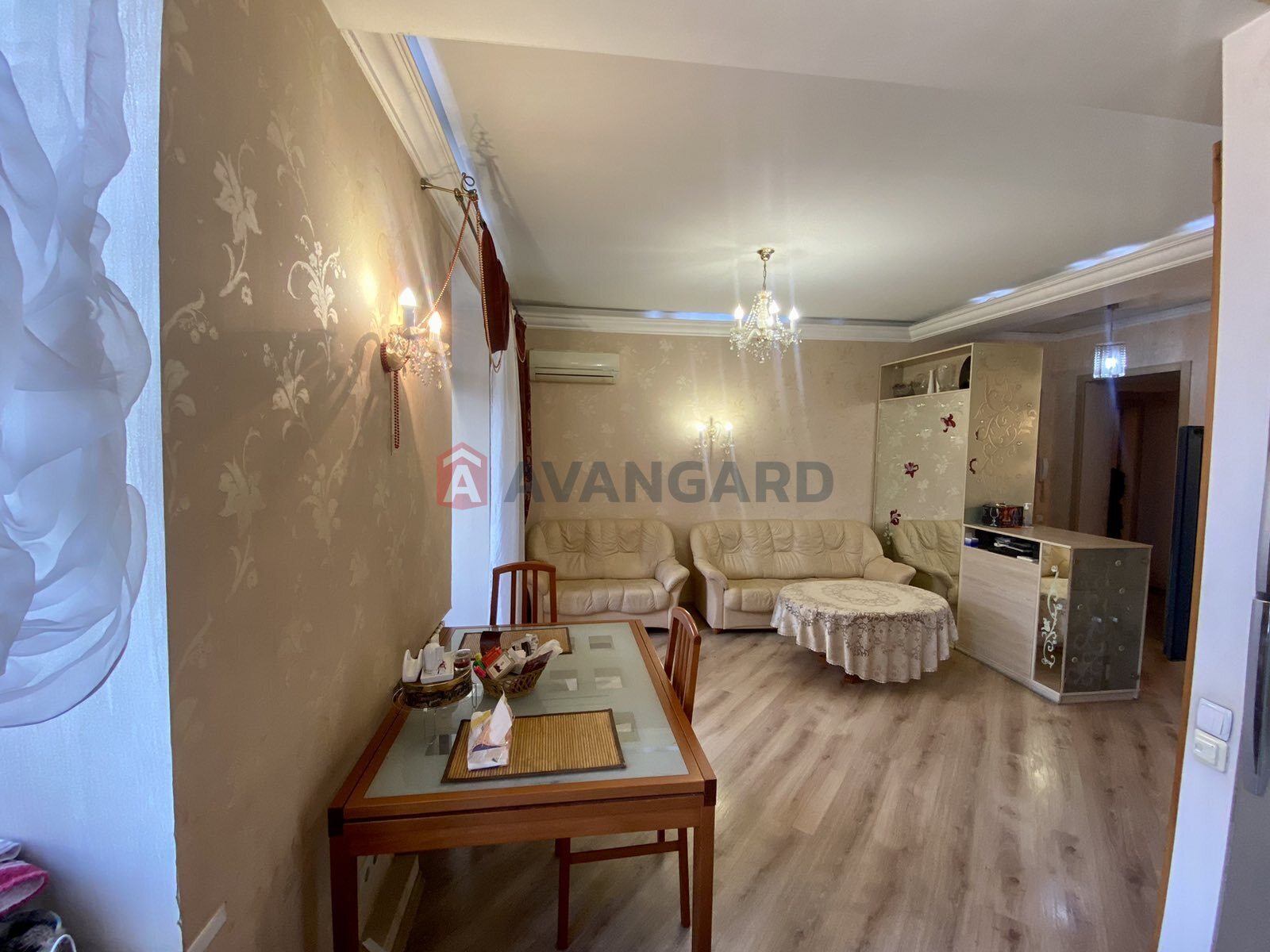 4 . , 97/-/10 . ., 2/6   9