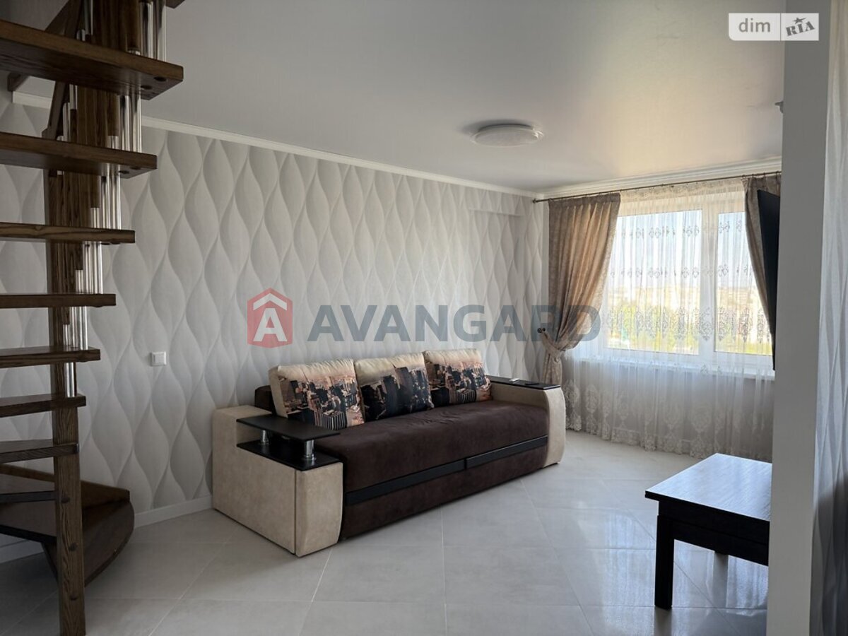 3 ����. ��������, 90/50/14 ��. �., 10/11 ���� ���� 7