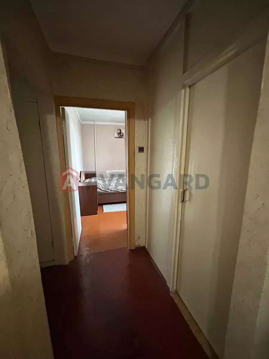 4 ��. ��������, 84/-/10 ��. �., 6/9 ������ ���� 13