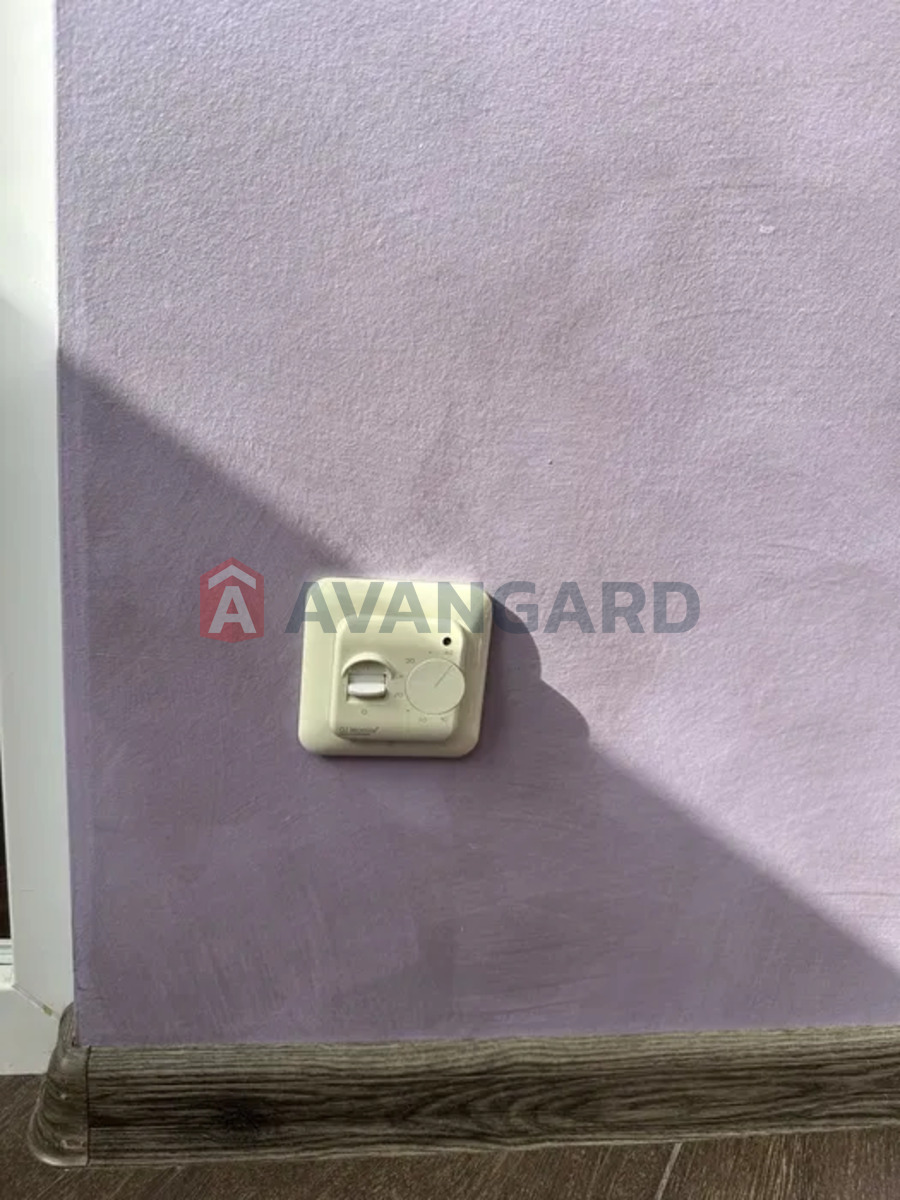 1 ����. ��������, 49/21.7/10 ��. �., 15/25 ���� ���� 16