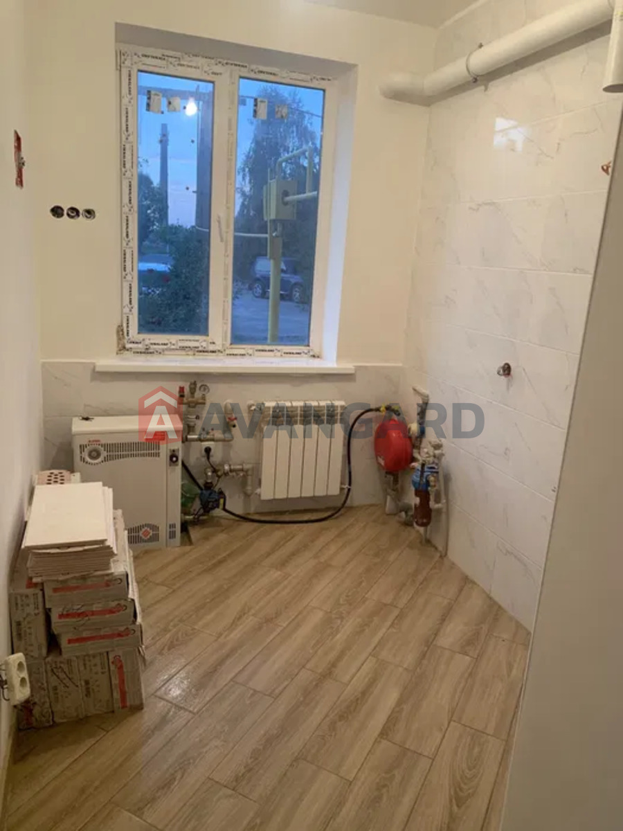 1 ��. ��������, 30/-/8 ��. �., 1/2 ������ ���� 1