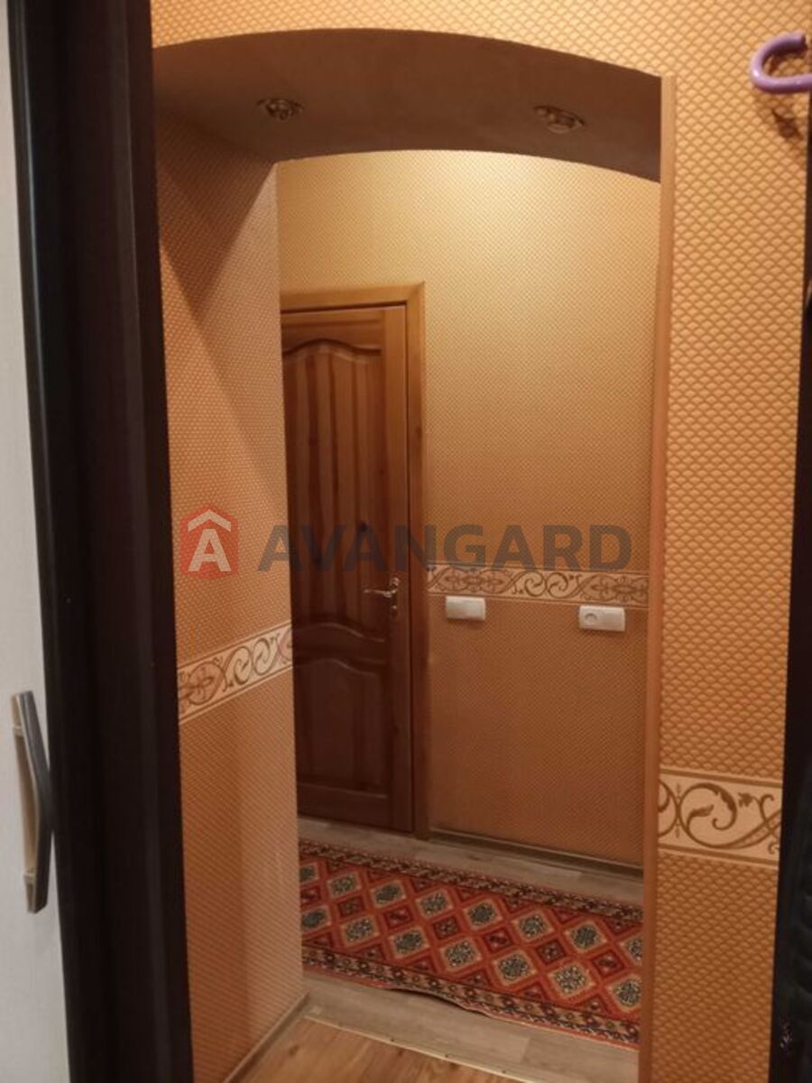 2 ��. ��������, 60/-/8 ��. �., 3/3 ������ ���� 17