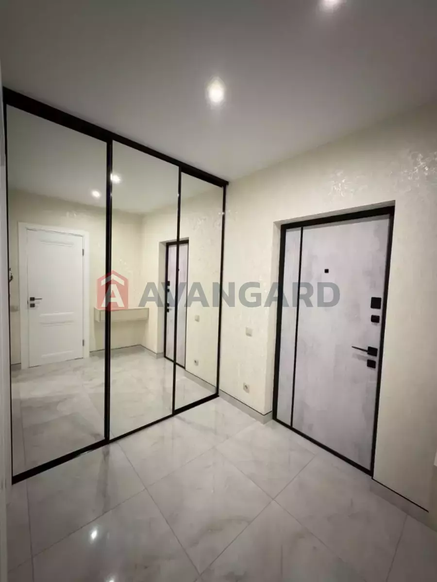 1 ��. ��������, 46/22/14 ��. �., 8/10 ������ ���� 7