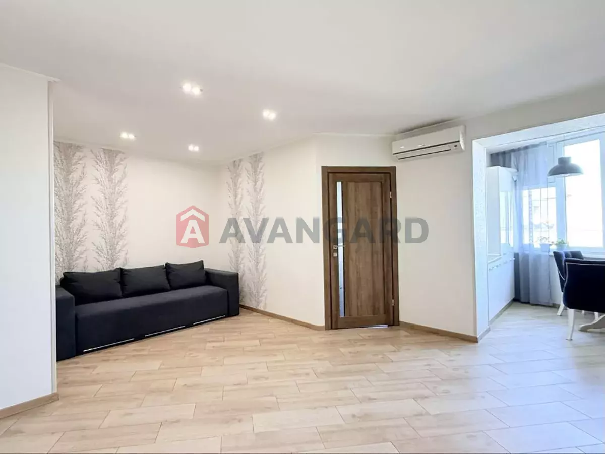 2 ��. ��������, 55/-/15 ��. �., 9/12 ������ ���� 4