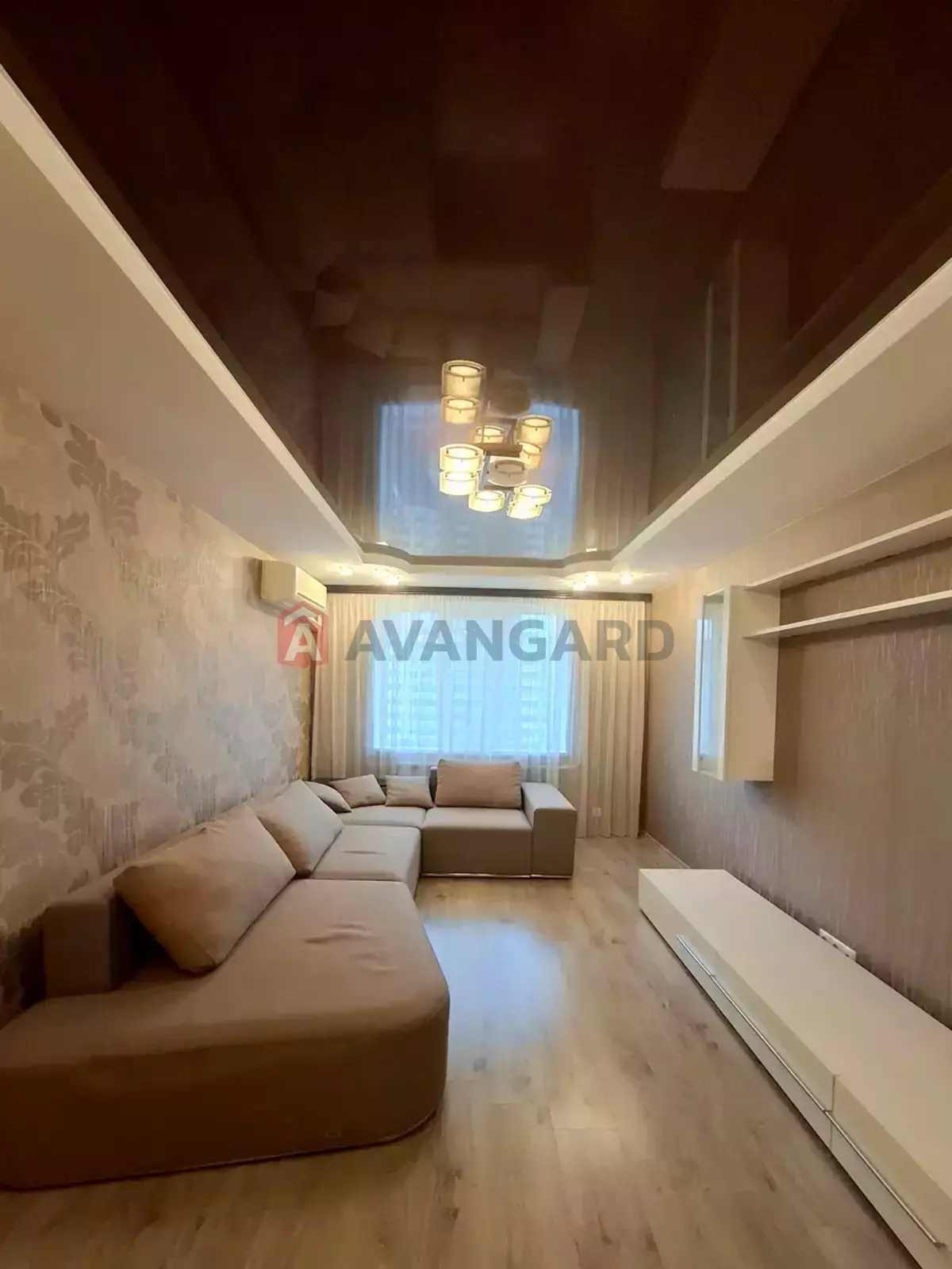 2 ��. ��������, 45/30/11 ��. �., 15/16 ������ ���� 7