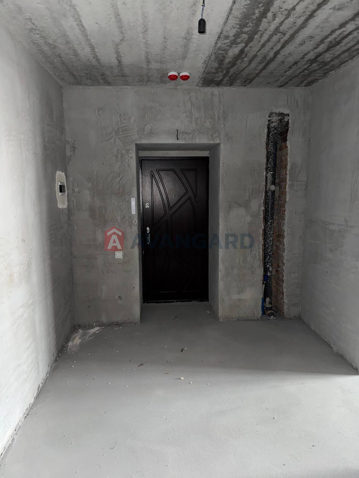 2 ��. ��������, 80,7/50/15 ��. �., 9/10 ������ ���� 4