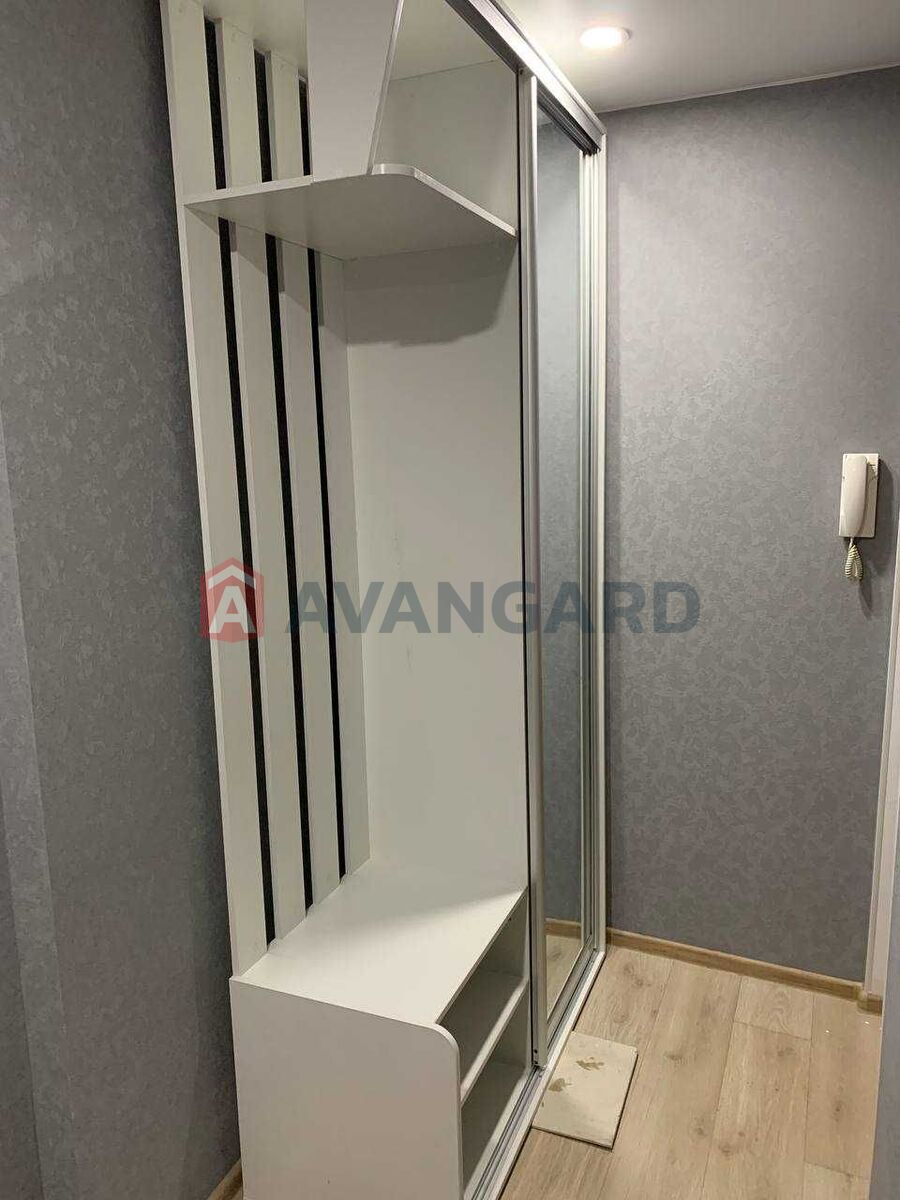 3 ��. ��������, 63/-/10 ��. �., 5/9 ������ ���� 19