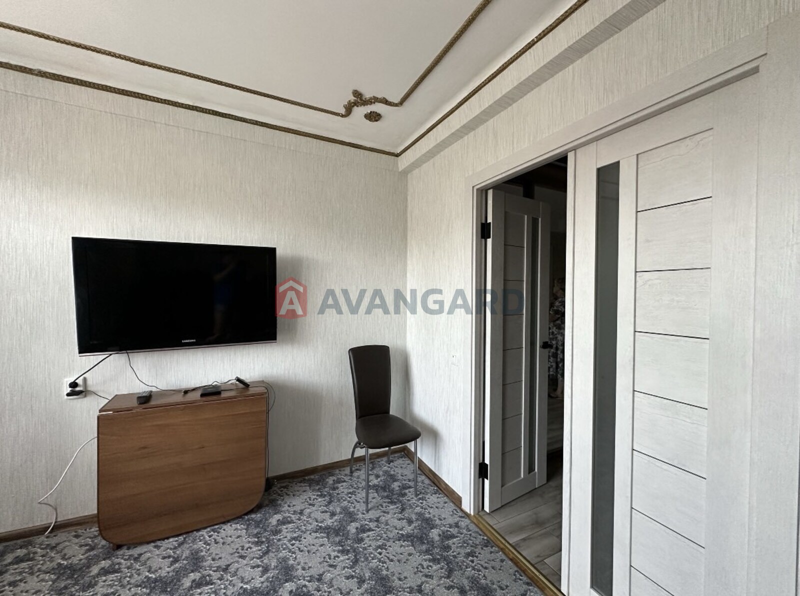 1 . , 52/-/9 . ., 4/9   7