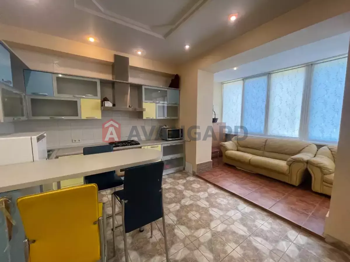 4 кім. квартира, 123/-/- кв. м., 1/5 поверх фото 14 4 кім. квартира, 123/-/- кв. м., 1/5 поверх фото 14