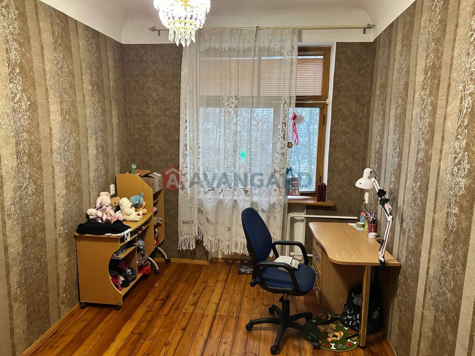 3 ����. ��������, 71/40/8 ��. �., 3/3 ���� ���� 4