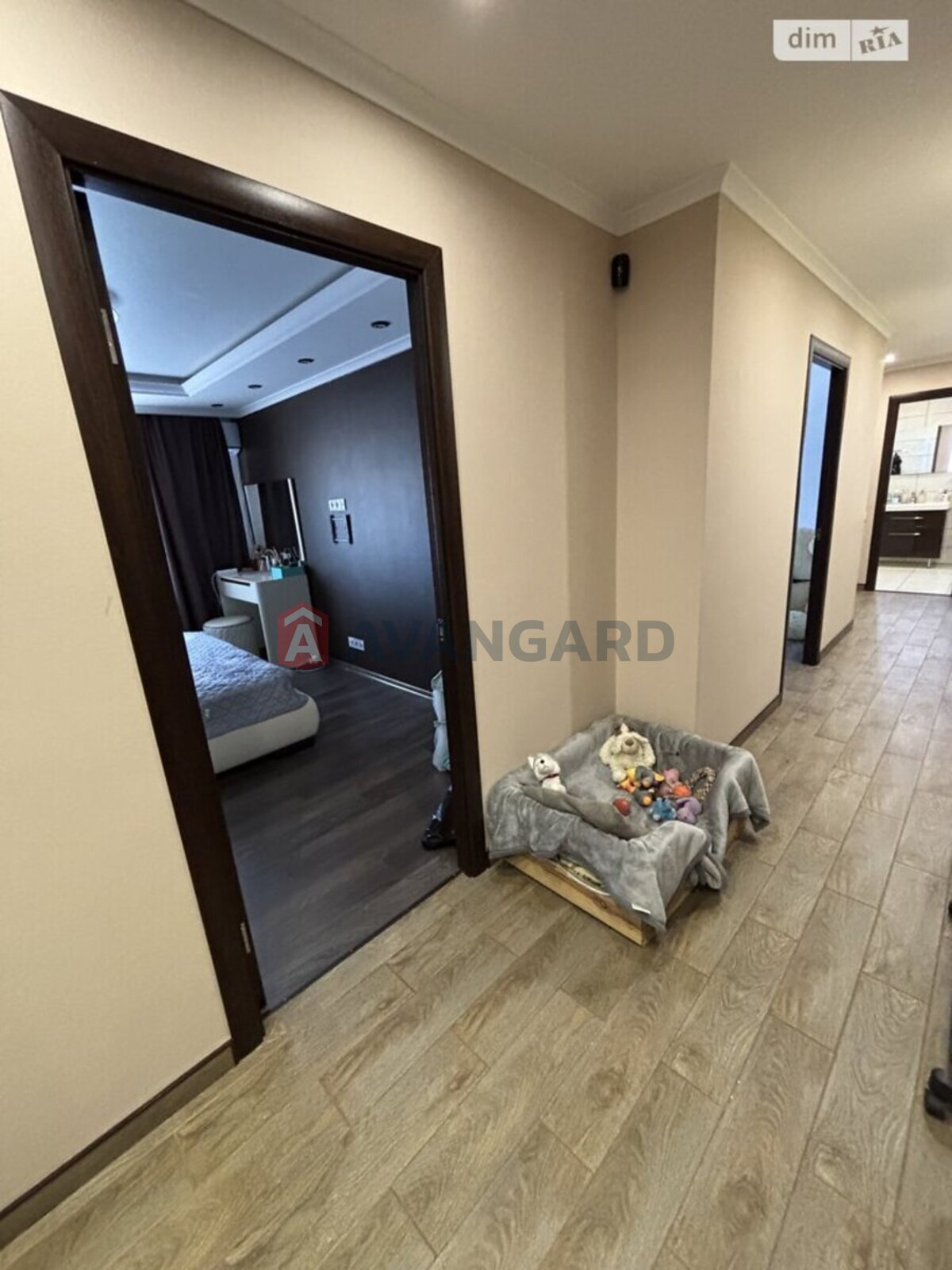 2 ��. ��������, 62/-/10 ��. �., 9/11 ������ ���� 3