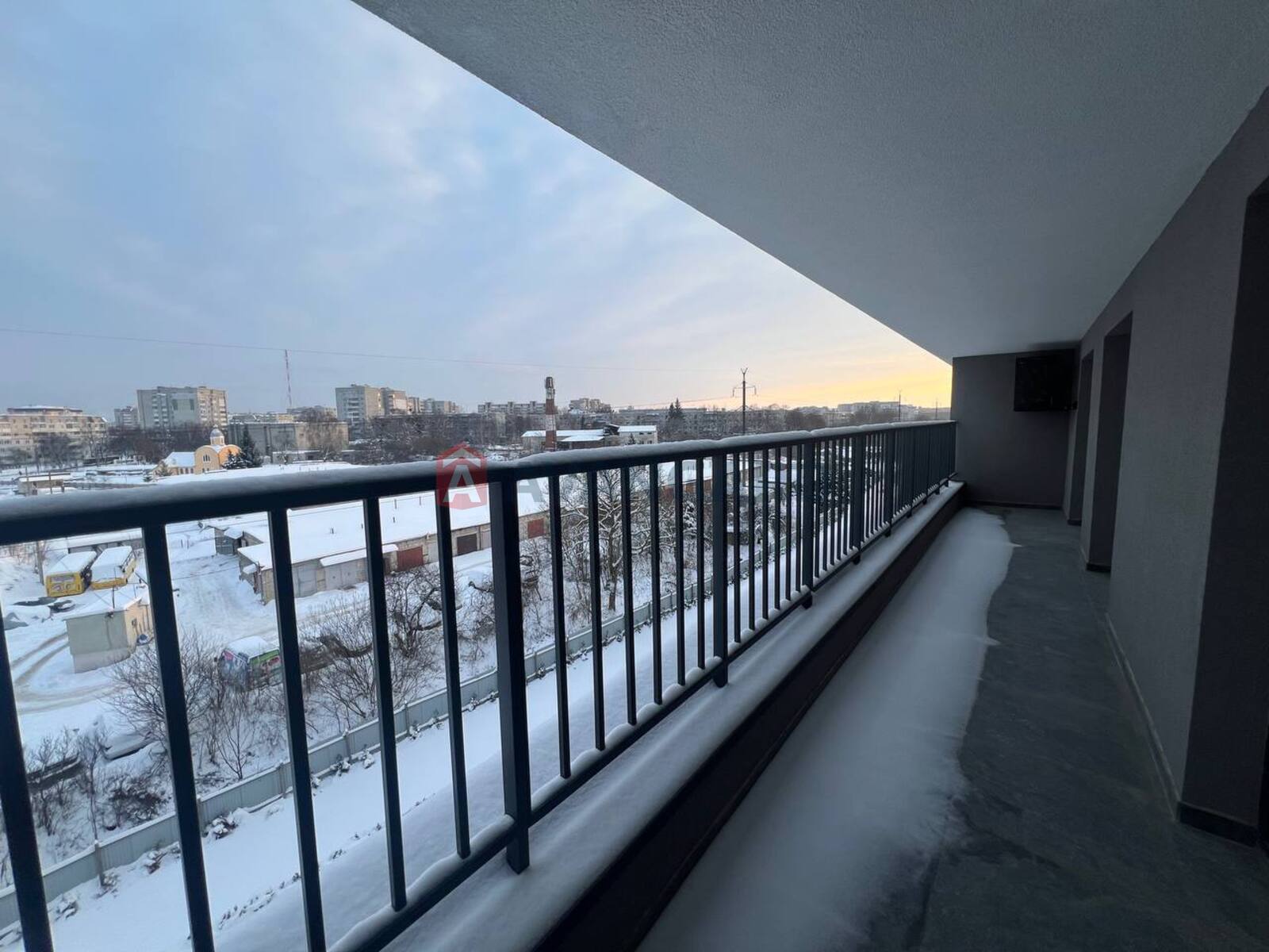 2 ��. ��������, 69.3/22/34 ��. �., 6/6 ������ ���� 8