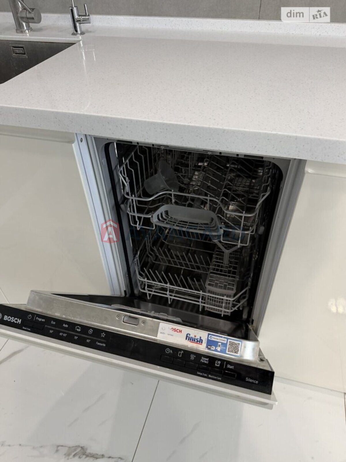 3 ��. ��������, 91/35/39 ��. �., 8/8 ������ ���� 15