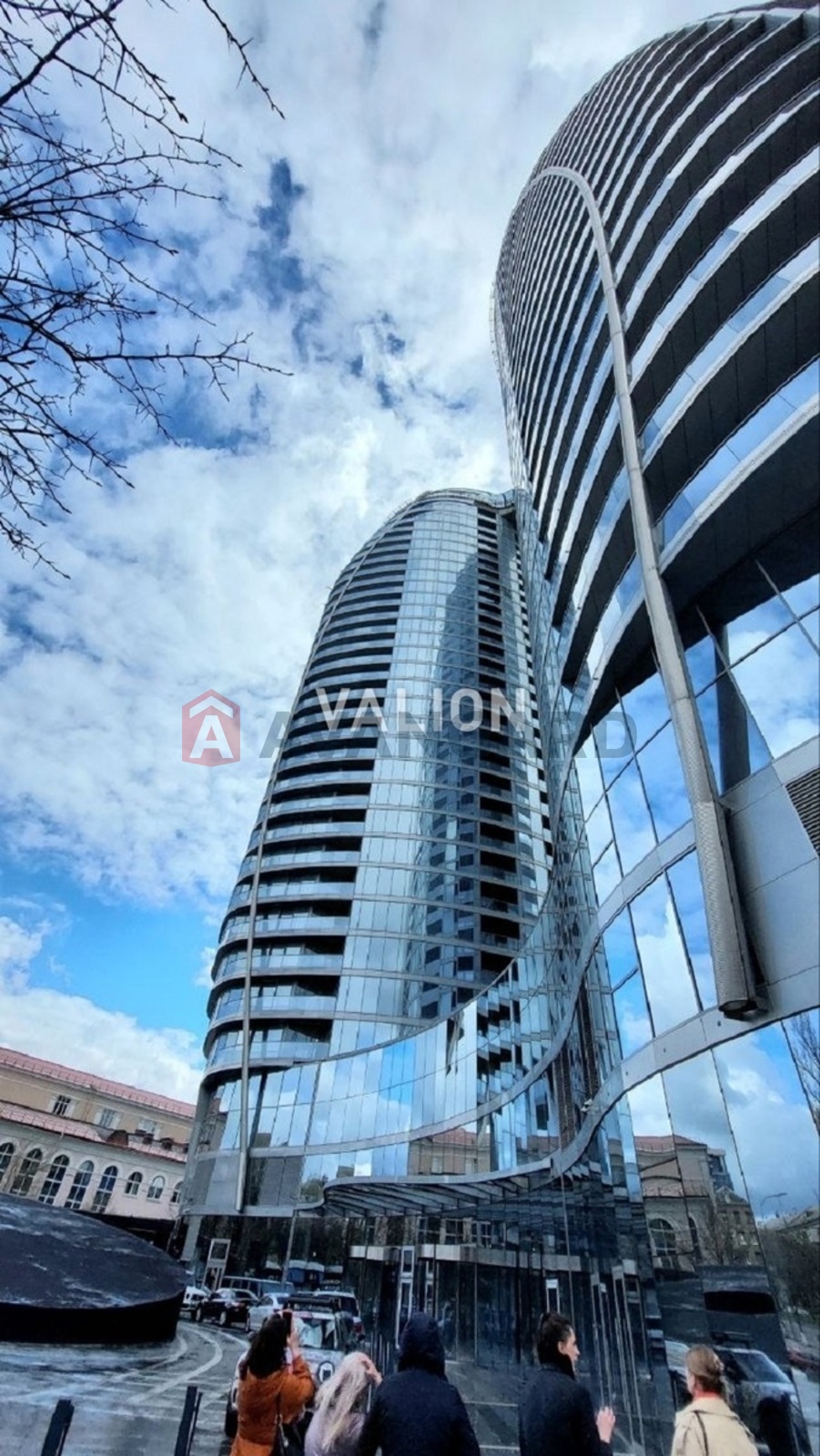 3 ��. ��������, 122/48/33 ��. �., 17/31 ������ ���� 12