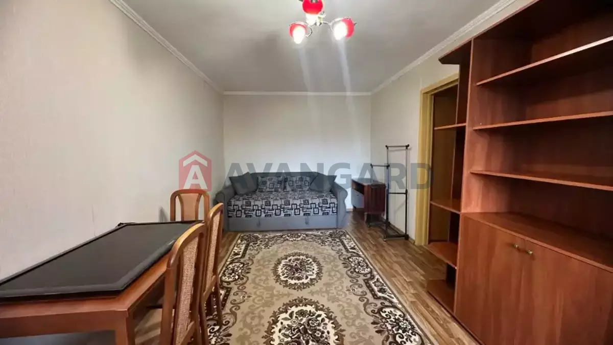 2 ��. ��������, 46/-/- ��. �., 5/10 ������ ���� 3