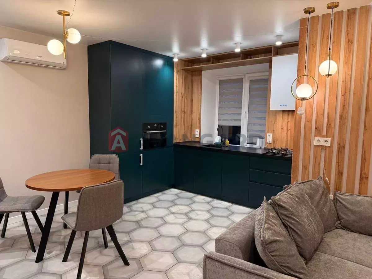 1 ��. ��������, 45/-/23 ��. �., 7/12 ������ ���� 9