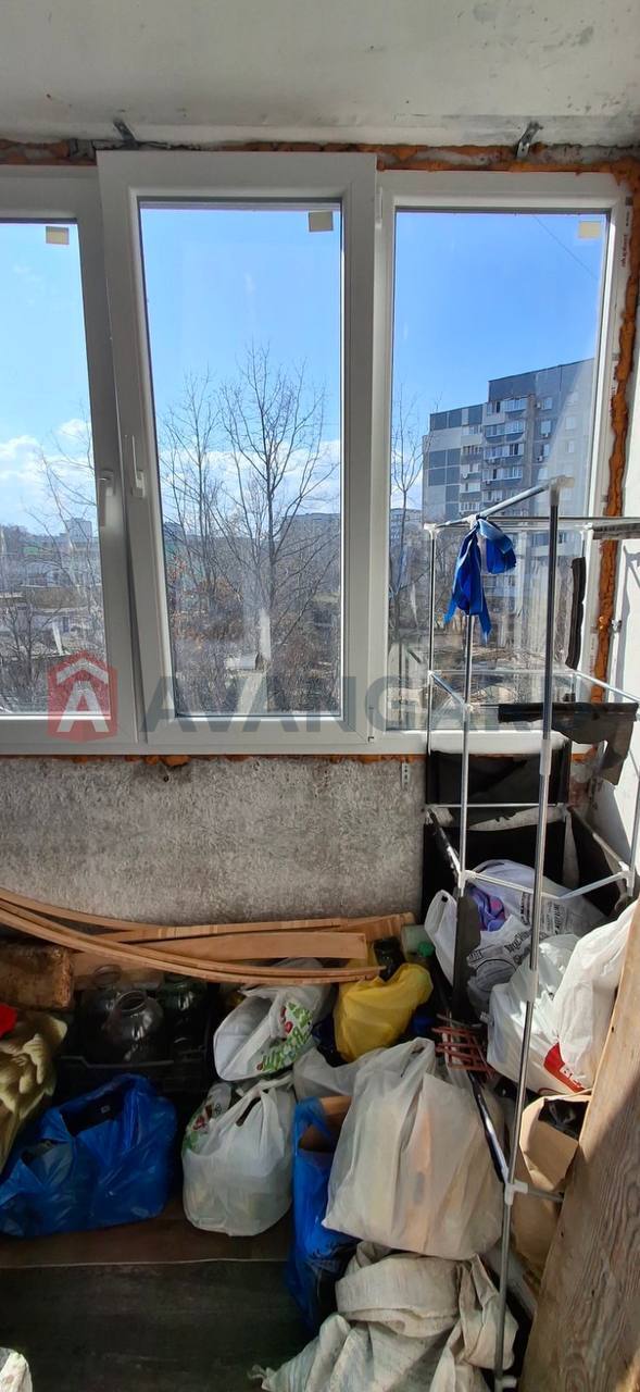 3 ��. ��������, 65/-/8 ��. �., 3/10 ������ ���� 3