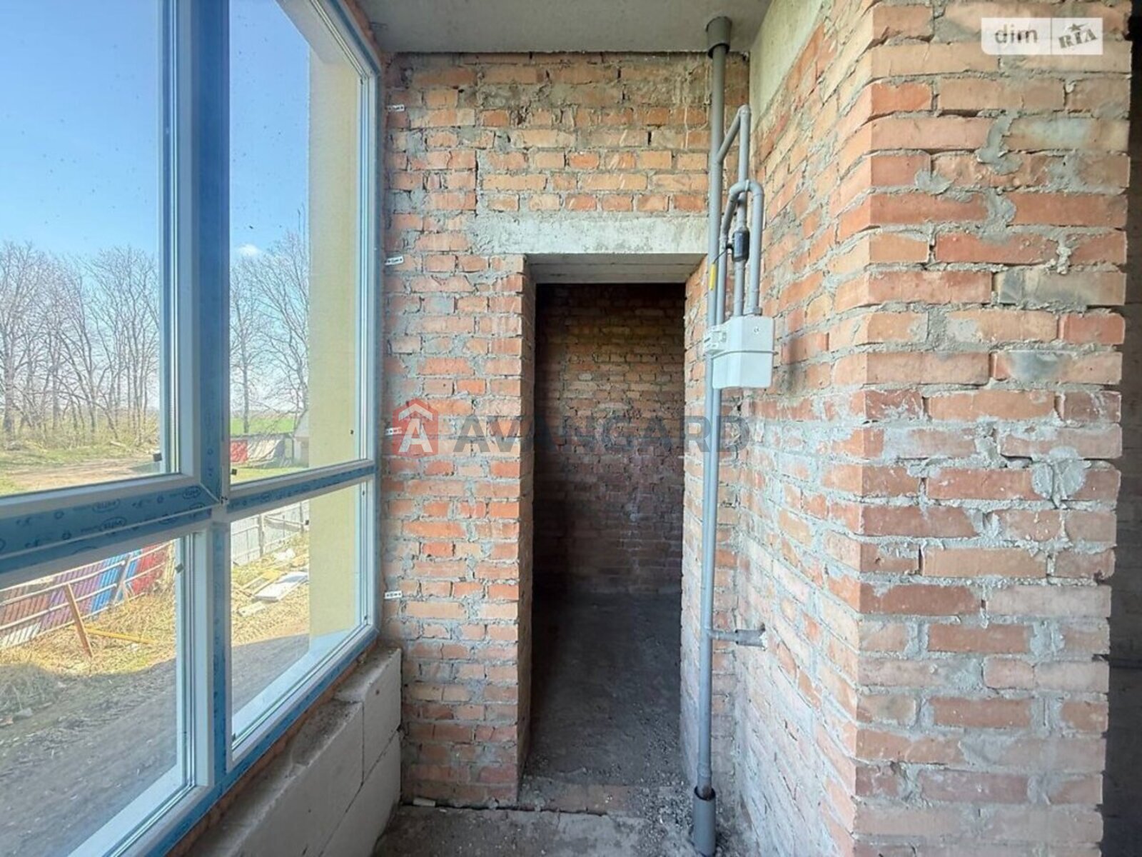 3 ����. ��������, 83/40/15 ��. �., 2/6 ���� ���� 4