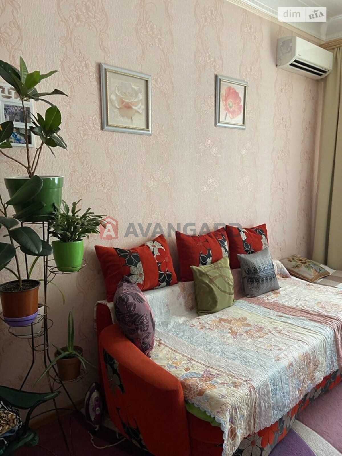 2 ����. ��������, 42/25/6 ��. �., 3/3 ���� ���� 14