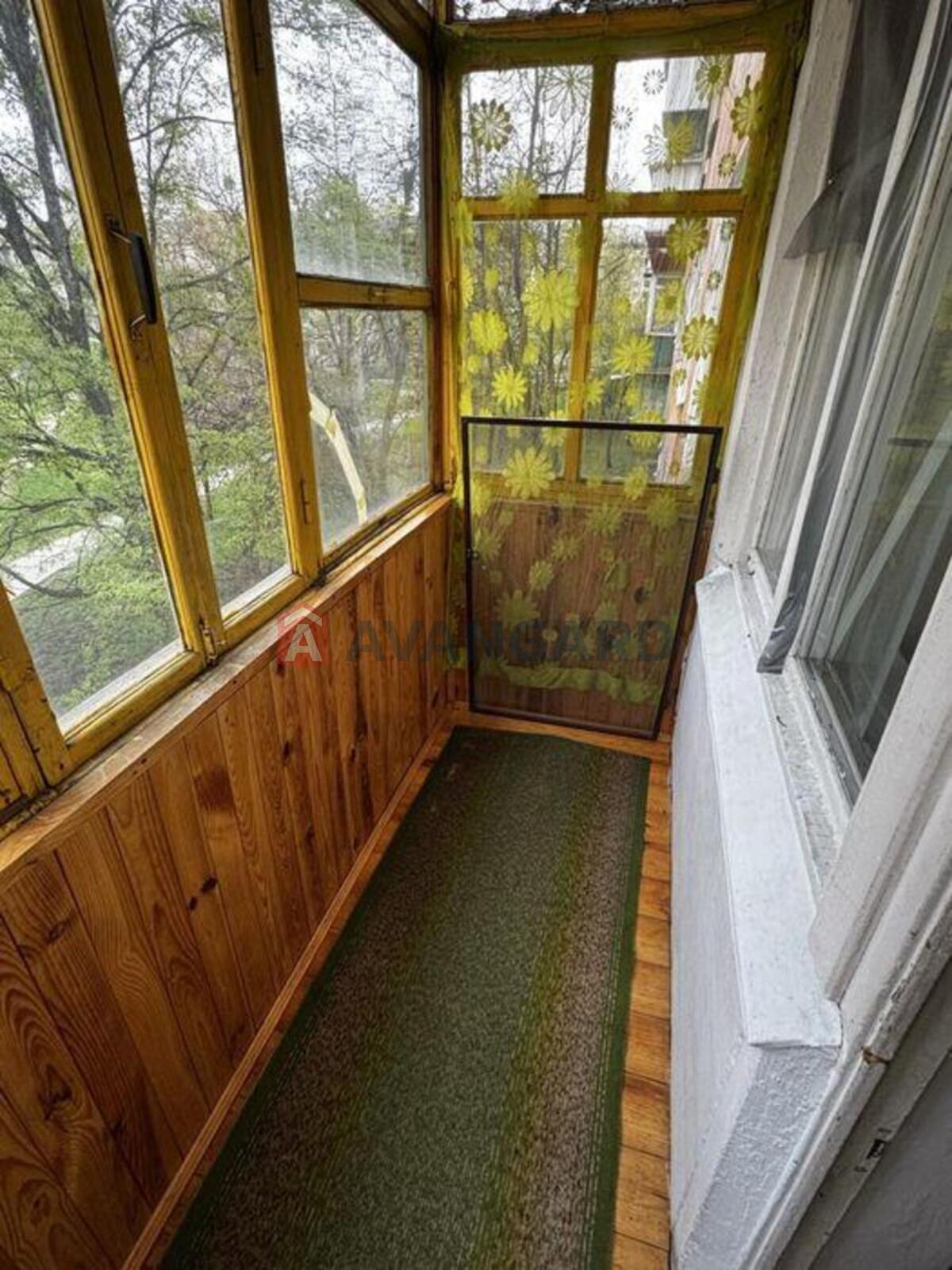 1 ��. ��������, 32/-/6 ��. �., 3/5 ������ ���� 12