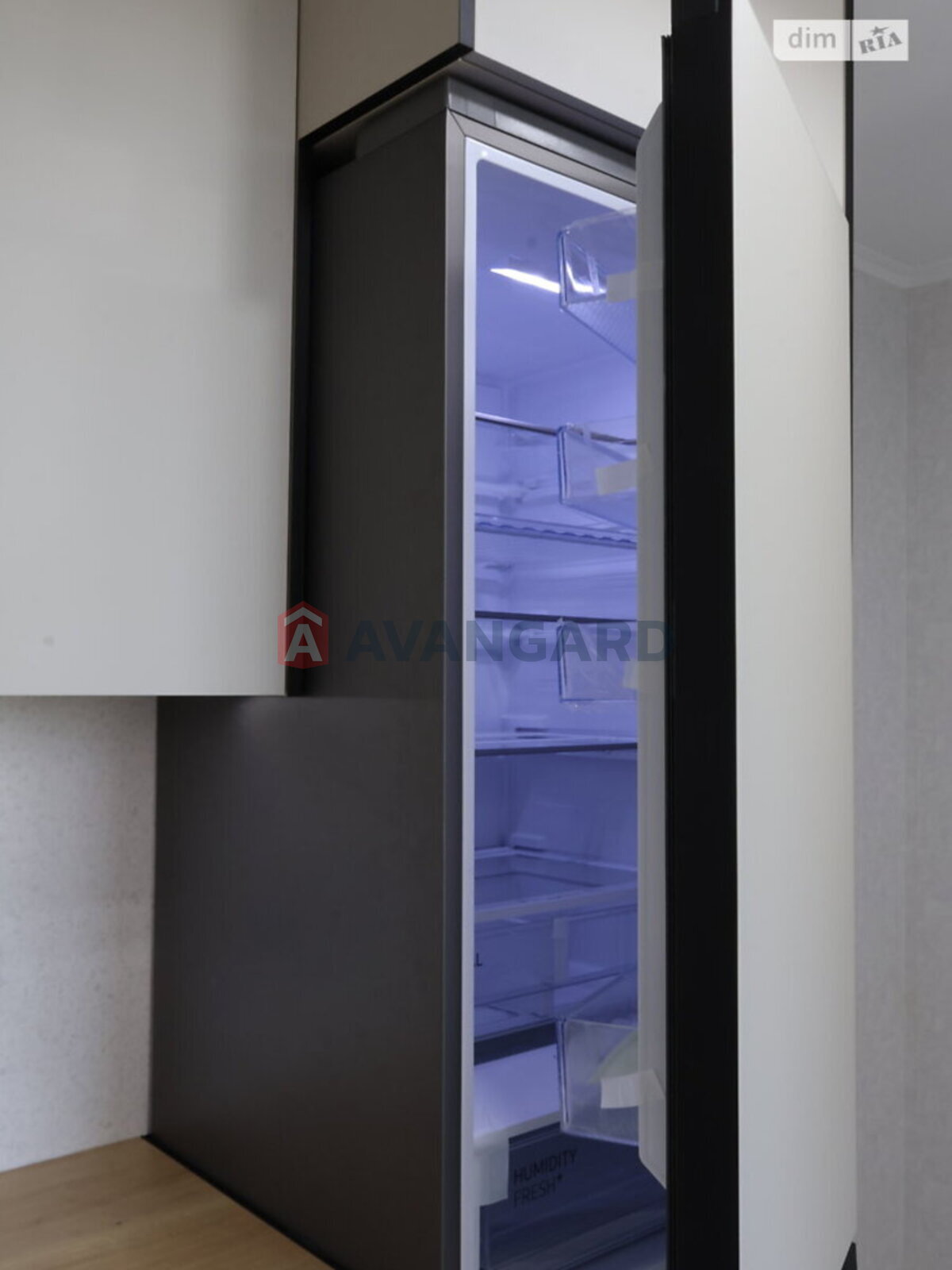 3 ����. ��������, 80/-/- ��. �., 6/9 ���� ���� 4