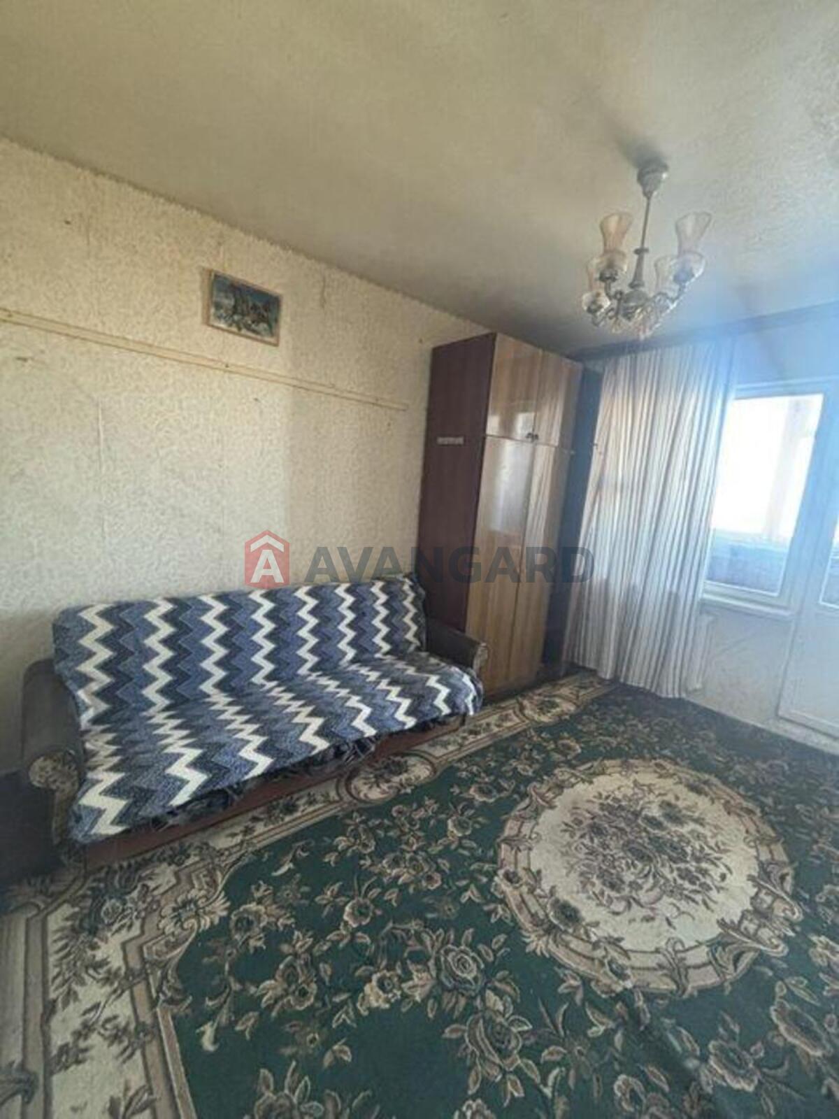 3 ��. ��������, 72/-/9 ��. �., 14/16 ������ ���� 7