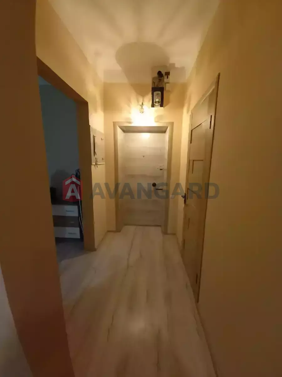 1 ��. ��������, 27/-/6 ��. �., 2/2 ������ ���� 5