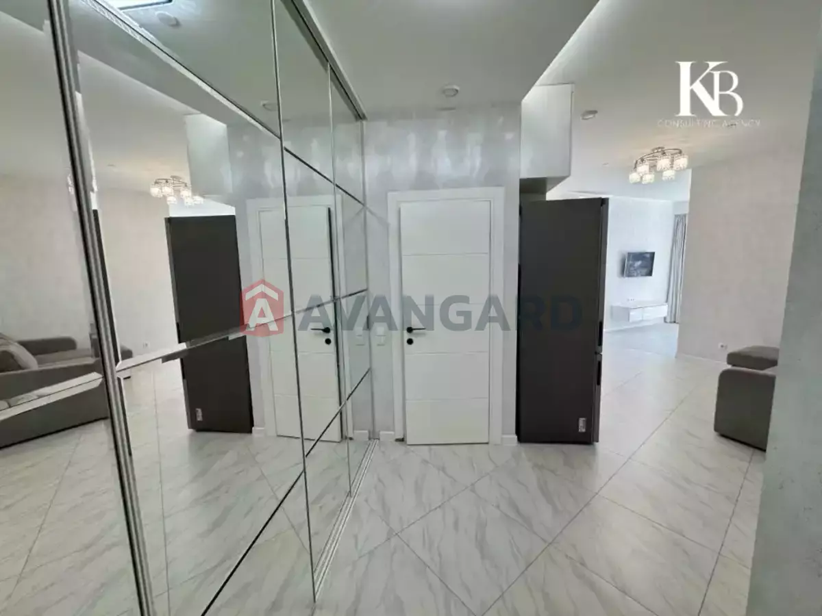 1 ��. ��������, 44/-/17 ��. �., 15/26 ������ ���� 4