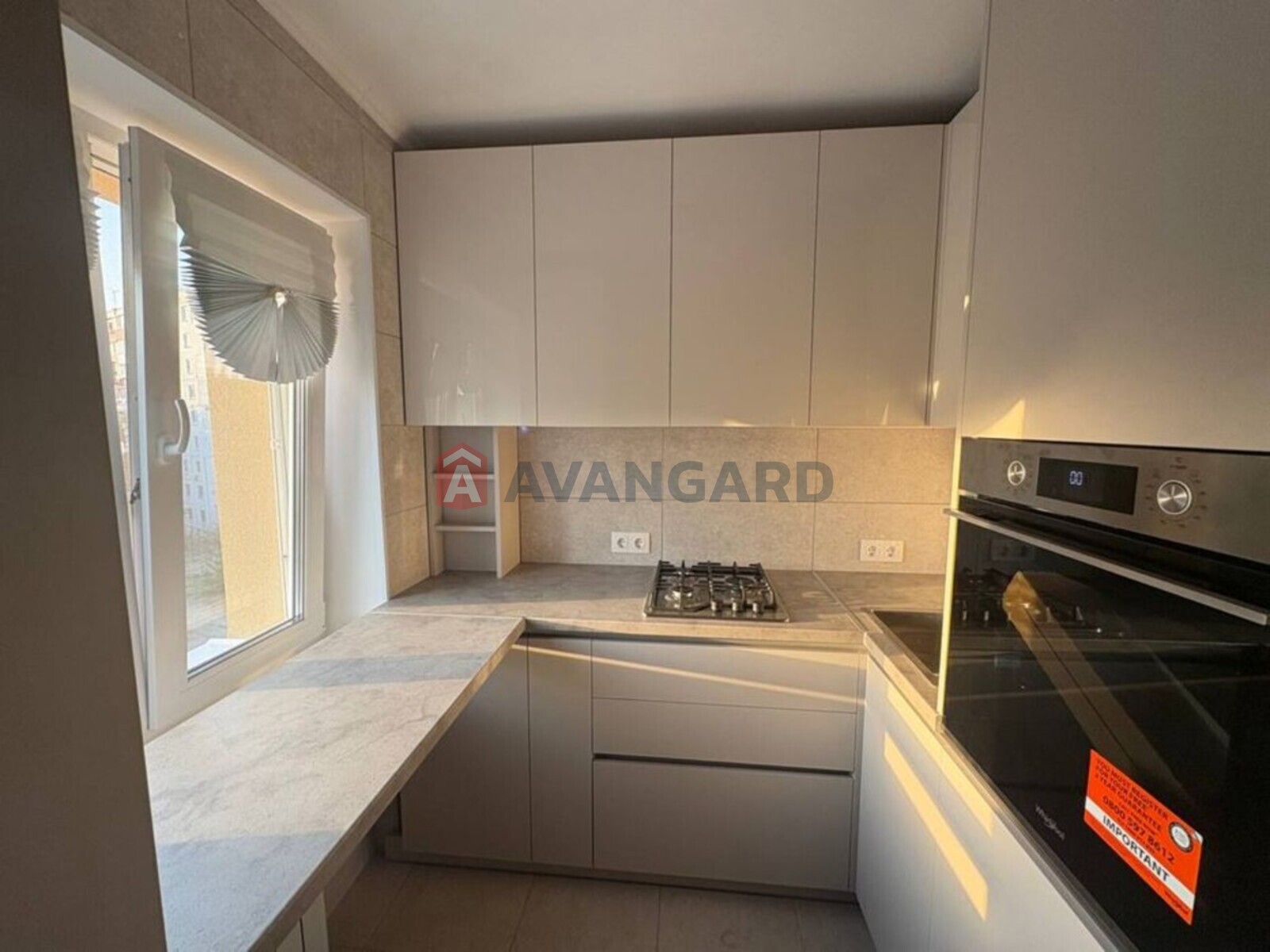 3 ����. ��������, 51/-/5 ��. �., 5/5 ���� ���� 4