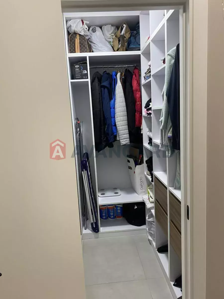 2 ��. ��������, 54/-/17 ��. �., 9/10 ������ ���� 7