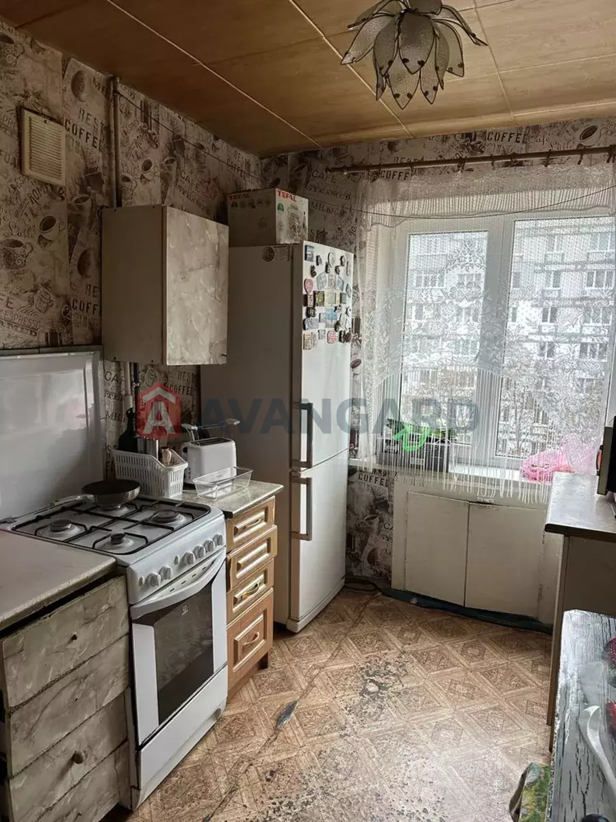 3 . , 67/-/7 . ., 7/9   2