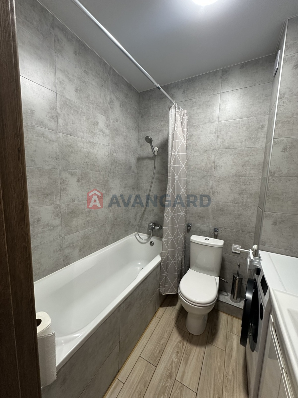 1 ��. ��������, 42/19/15 ��. �., 4/13 ������ ���� 11