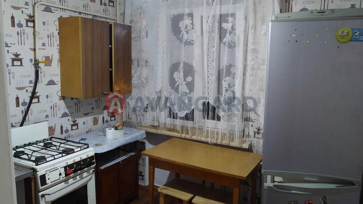 1 ��. ��������, 32/-/6 ��. �., 4/5 ������ ���� 7